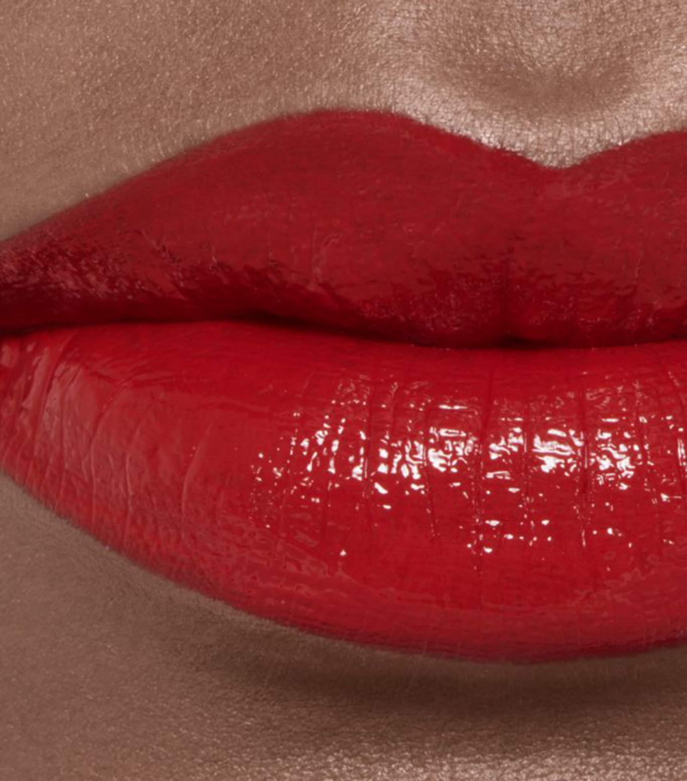 ROUGE ALLURE LAQUE Ultrawear Shine Liquid Lip Colour INVINCIBLE 73 Image 4