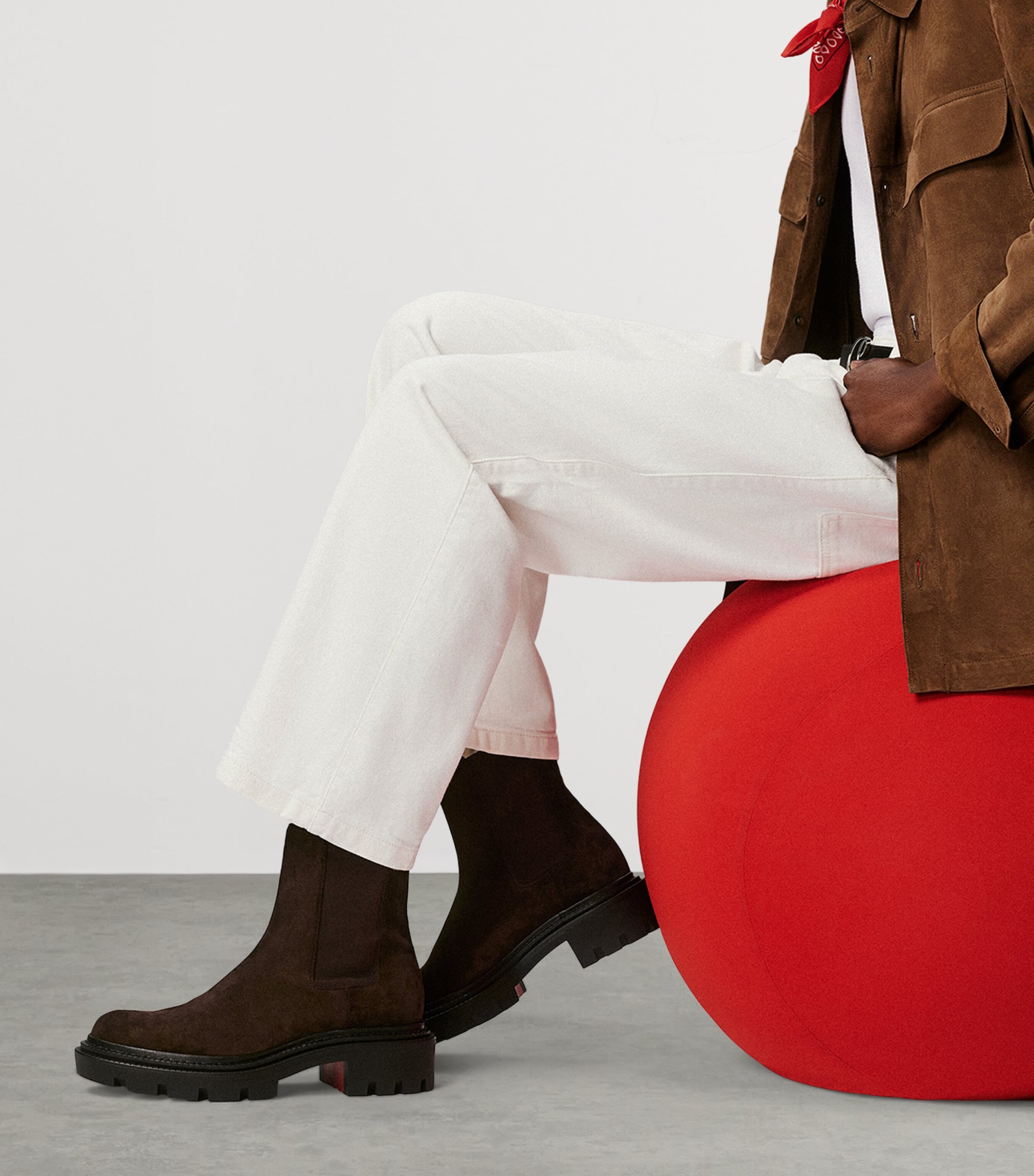 Devon Suede Chelsea Boots 7164 Image 2