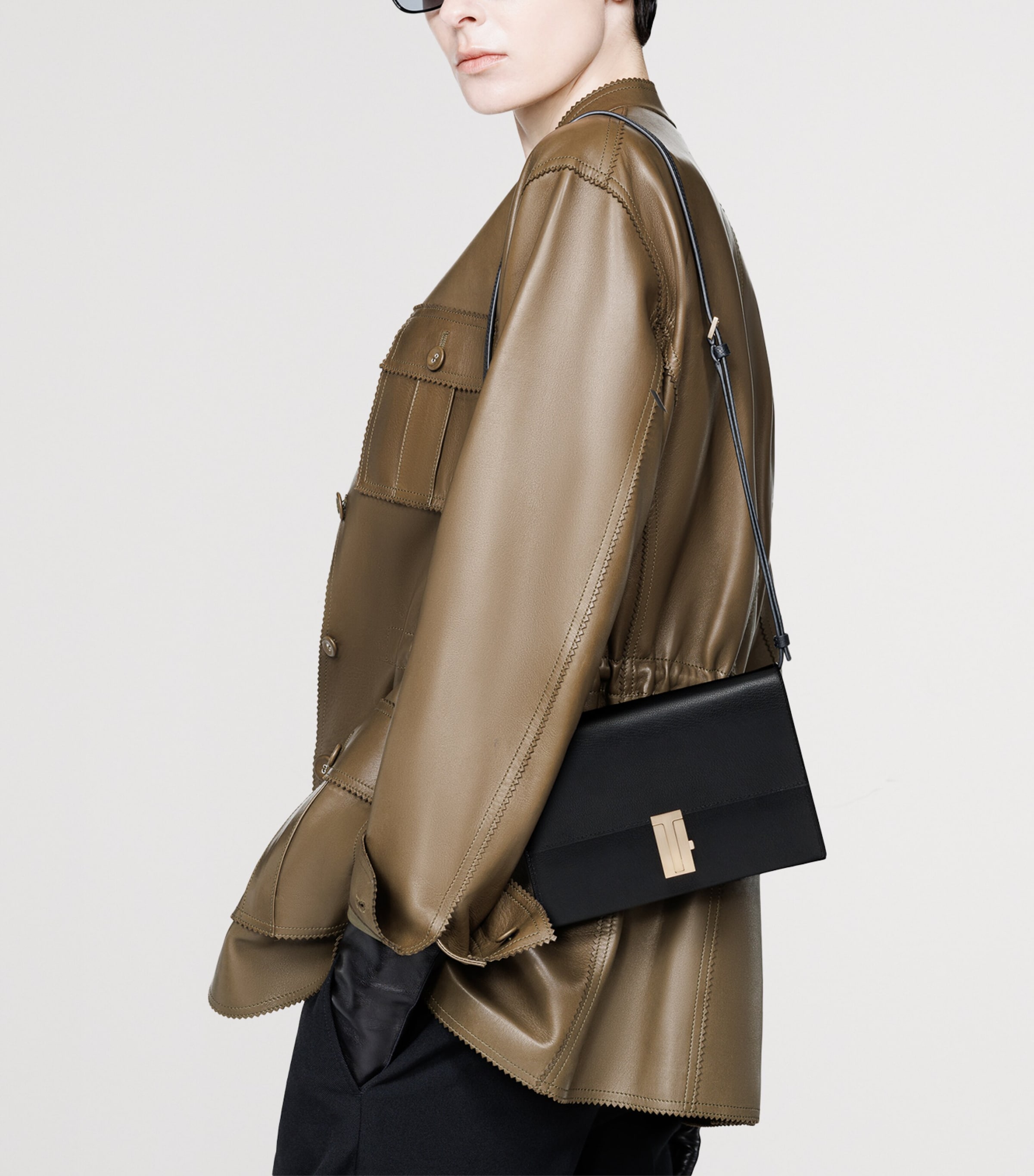 TOM FORD Mini Leather Mia Shoulder Bag Naa Image 2