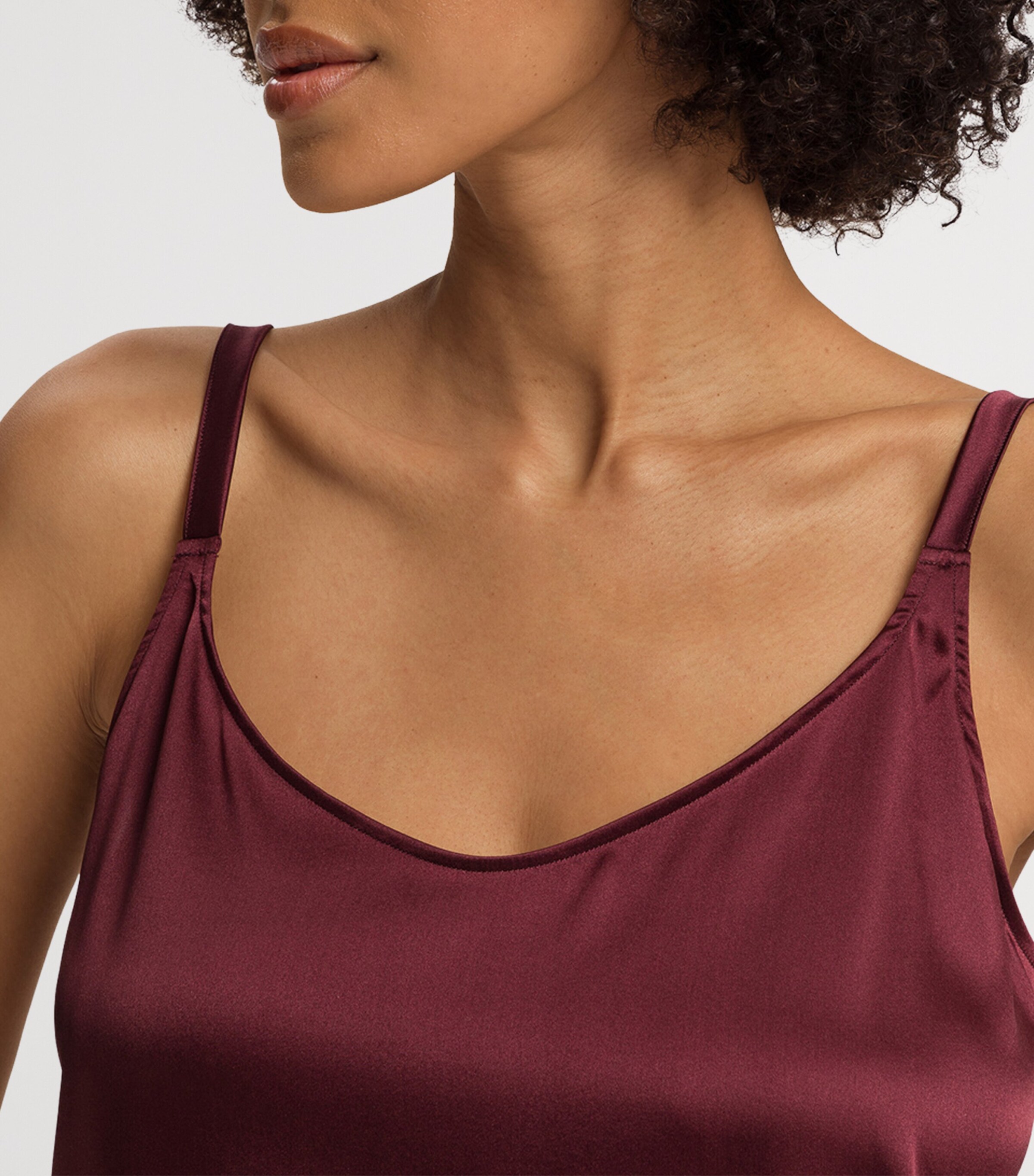 Hanro Stretch-Silk Grand Central Spaghetti Top | Women Clothing | Loungewear | Lounge Bottoms | Designers | Hanro | Nightwear Hanro Stretch-Silk Grand Central Spaghetti Top | Women Clothing | Loungewear | Lounge Bottoms | Designers | Hanro | Nightwear