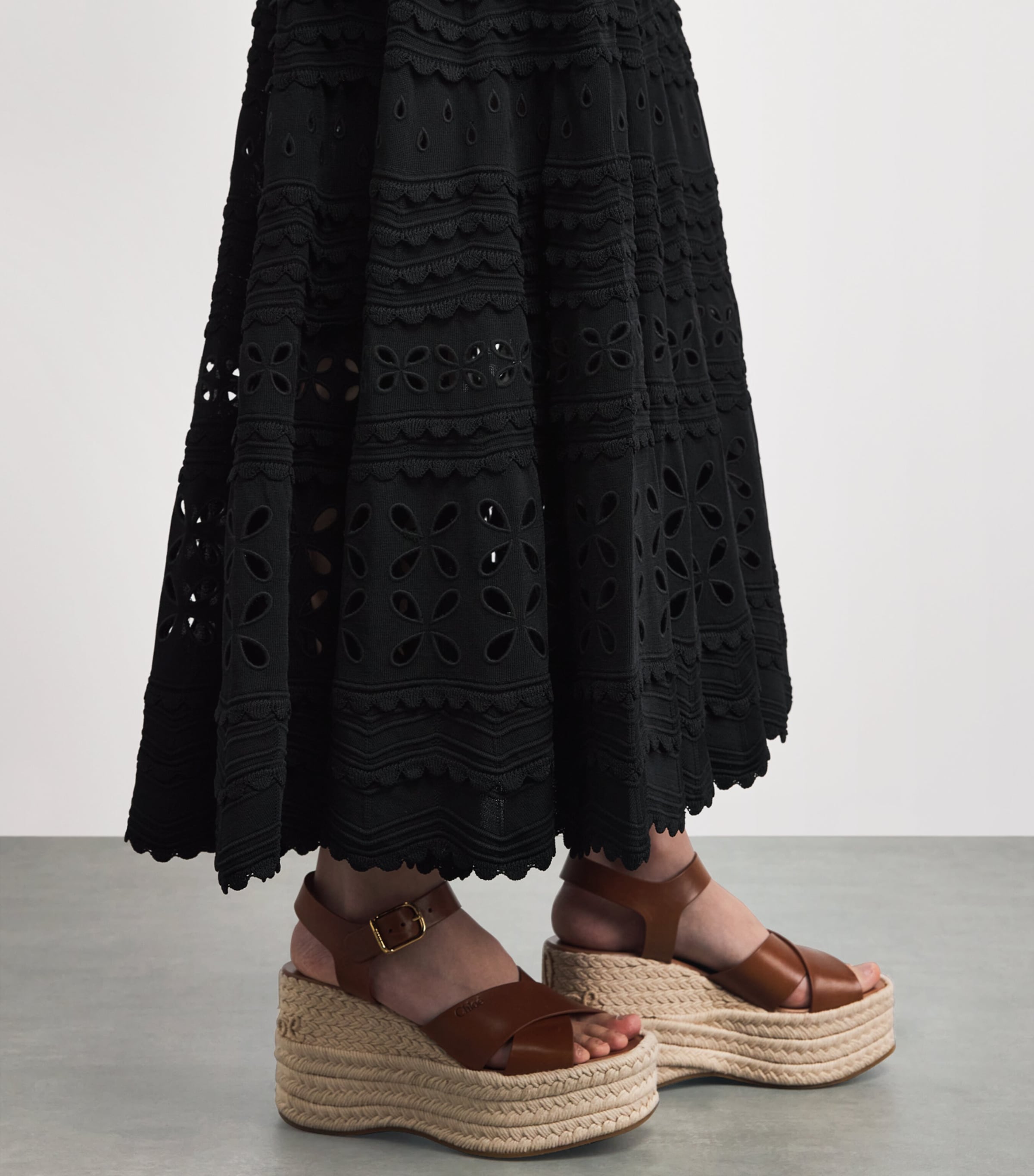 Ulla Johnson Womens Eyelet-Knit Annisa Midi Skirt Noir Image 3