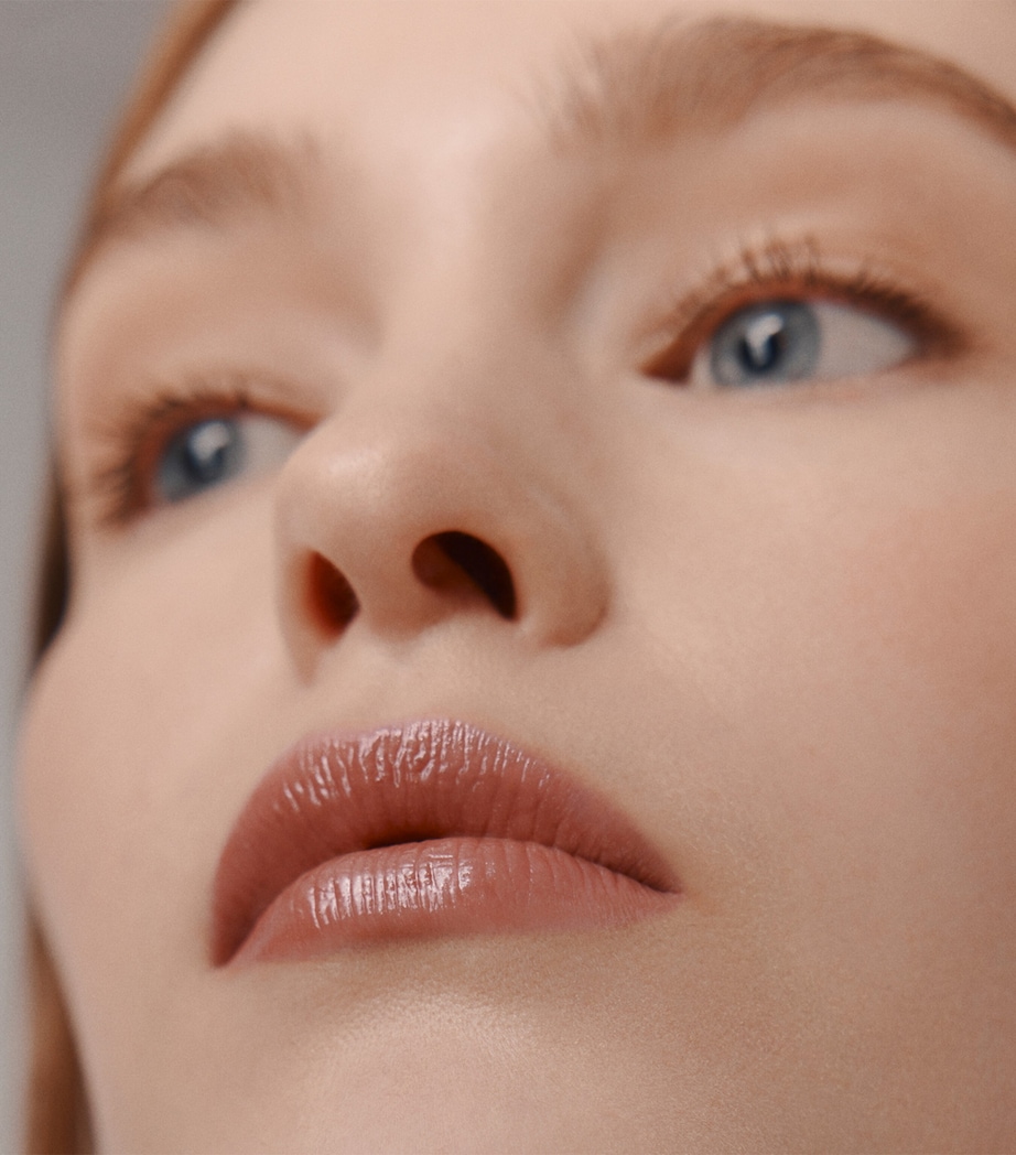 Silky Lipstick Shine - Beige Tan BEIGE TAN Image 6