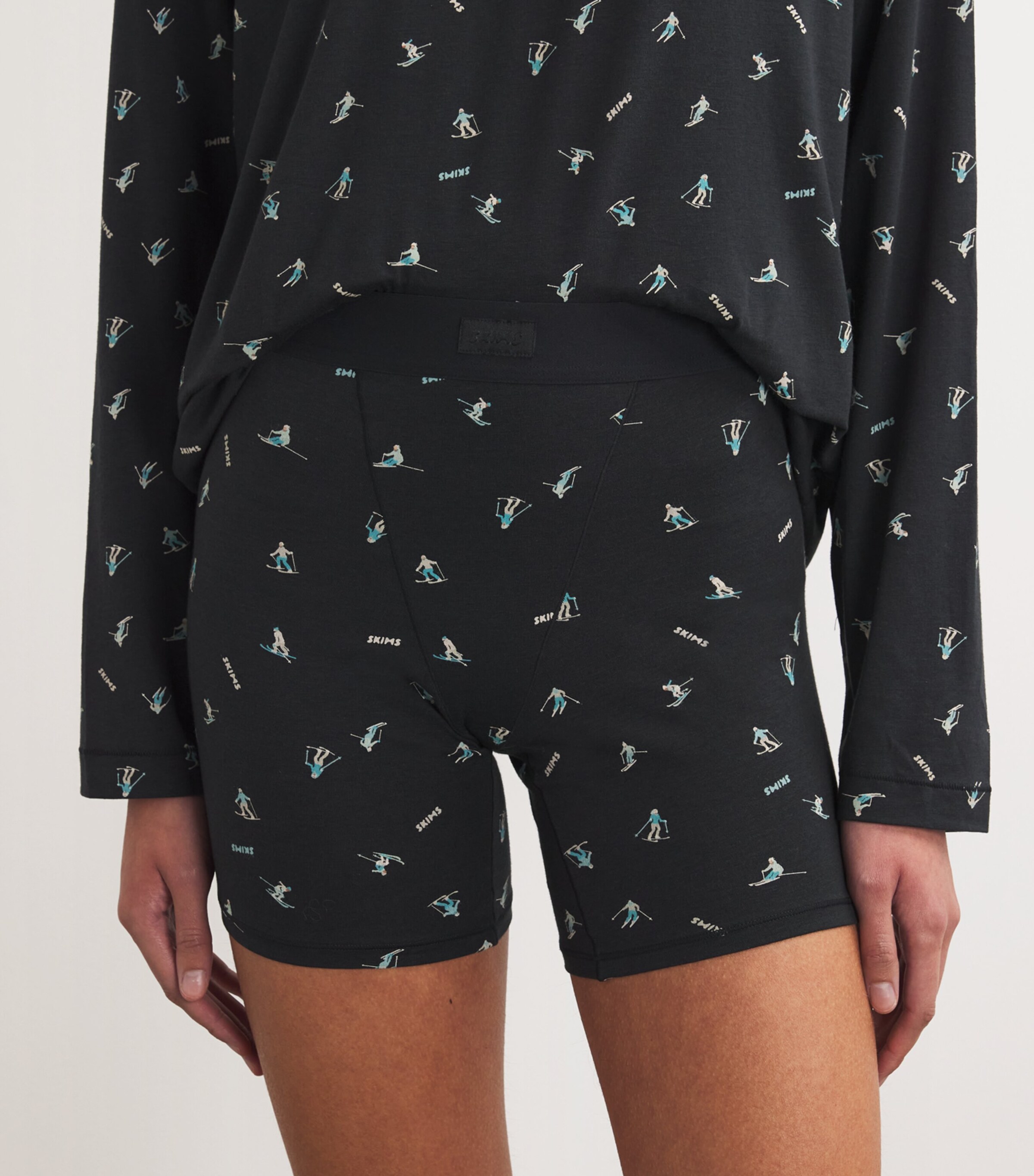 Skims Ski Print Boyfriend Long-Sleeve Top & Boxers Set | Harrods HK