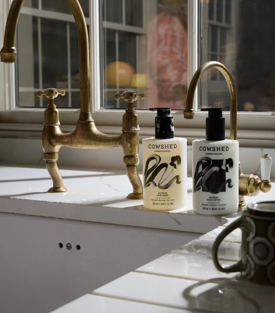 Cowshed Refresh Hand Wash (300ml) N/a Image 4