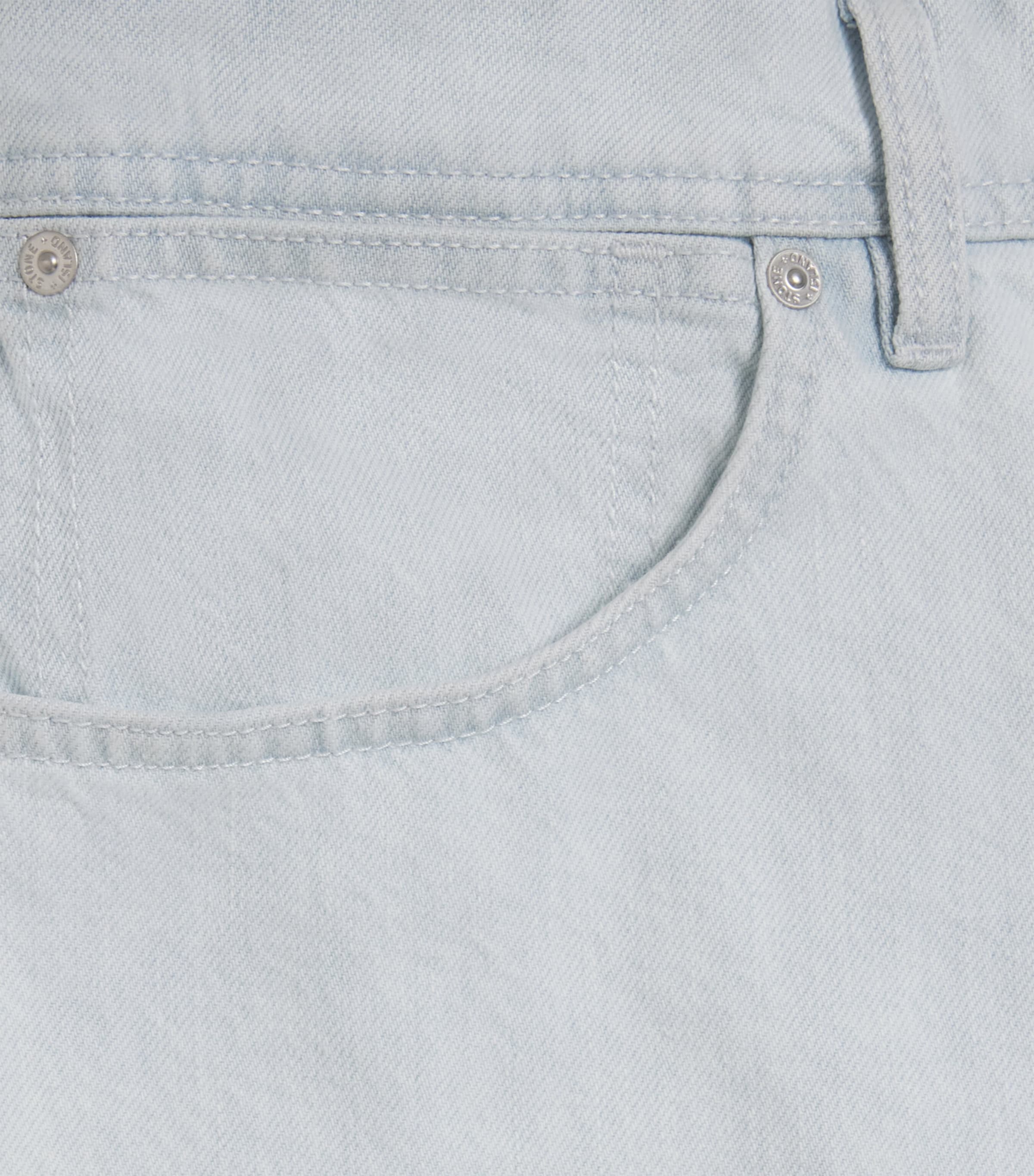 Ultra-Bleached Loose-Fit Jeans VJ203 Image 6