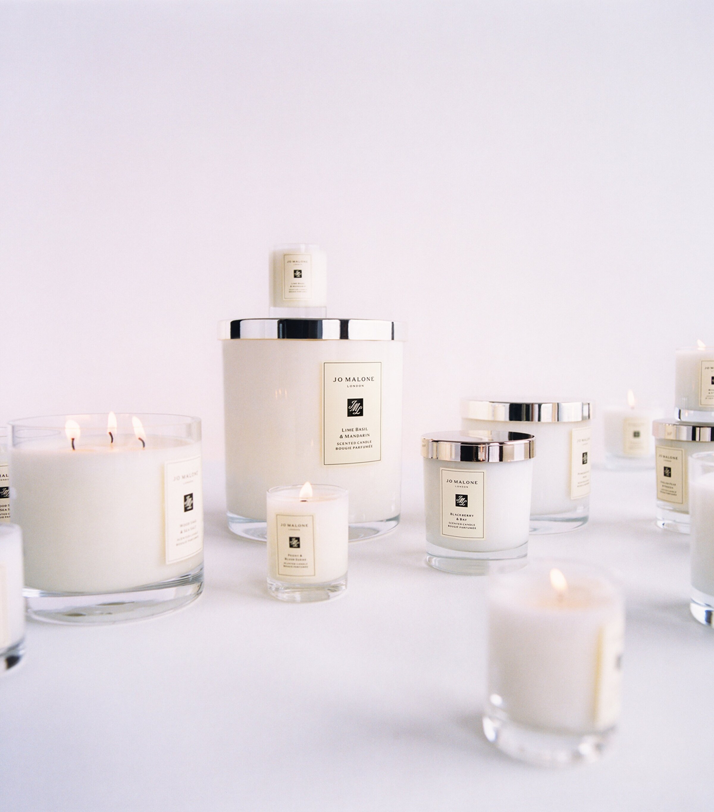 Jo Malone London Lime Basil & Mandarin Deluxe Candle (600g) Image 4