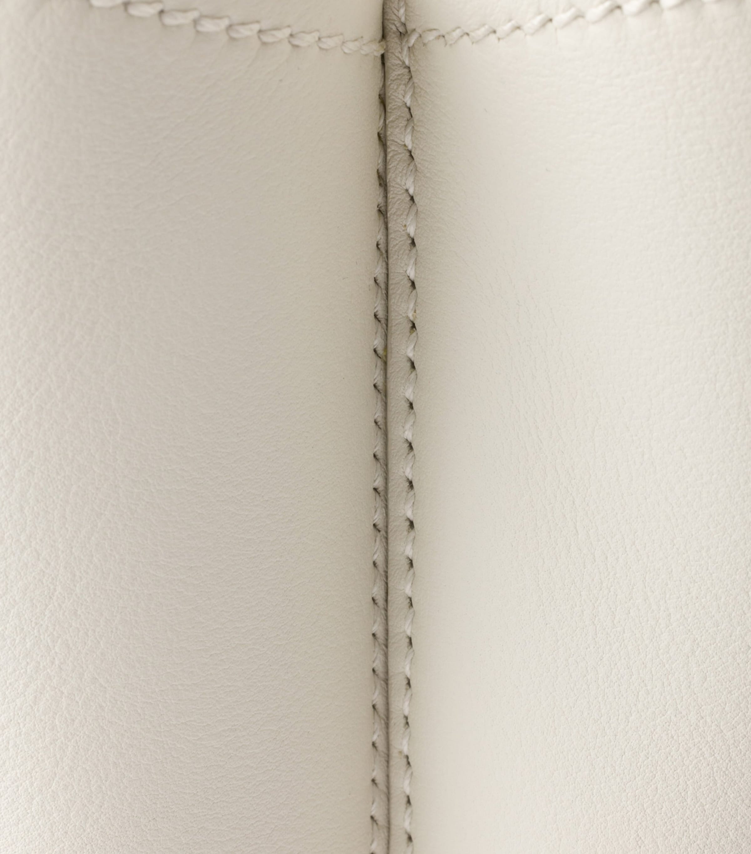 Medium Leather Shoulder Bag F0PG7 Image 9