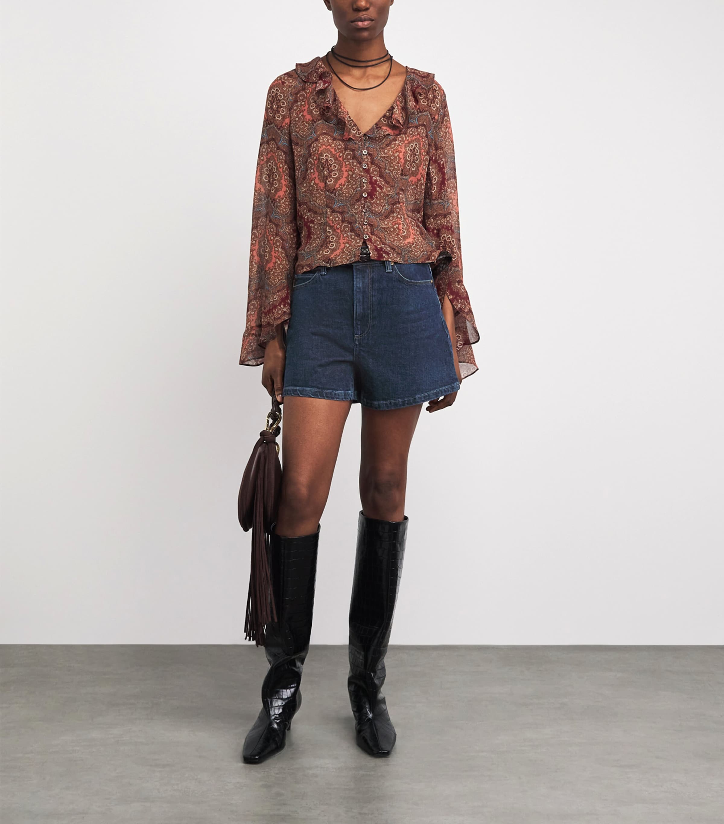 PAIGE Womens Dani High-Rise Denim Shorts Visage Image 2