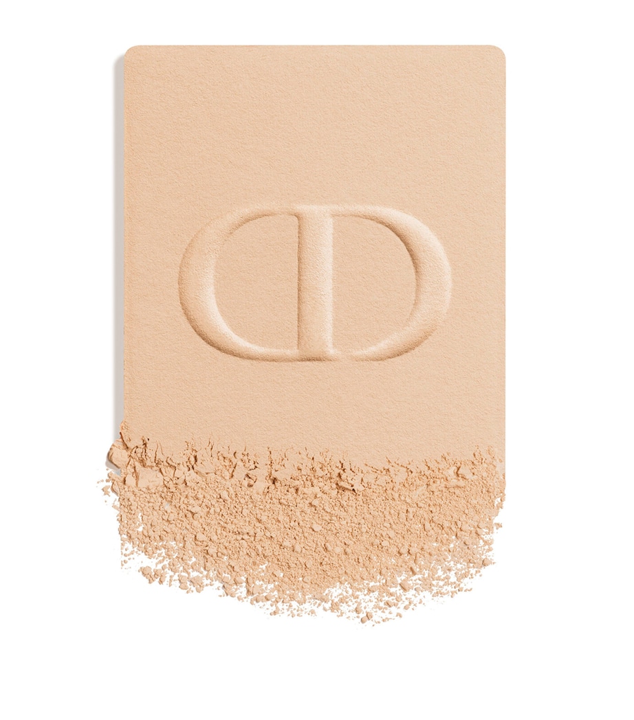 Forever Natural Velvet Compact Foundation Refill 2N Image 4