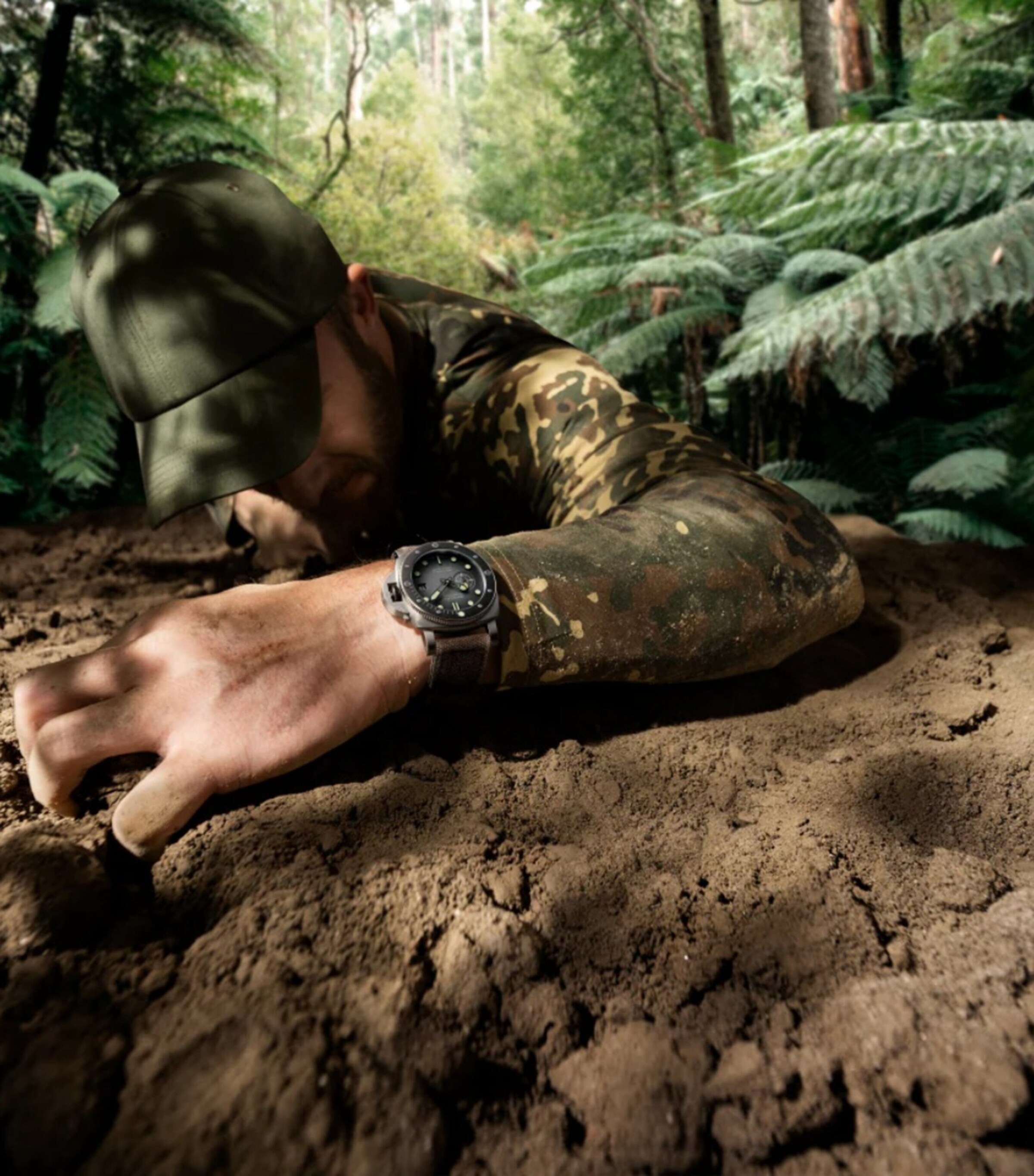 Panerai Stainless Steel Submersible Navy Seals Watch 44mm Black Image 6