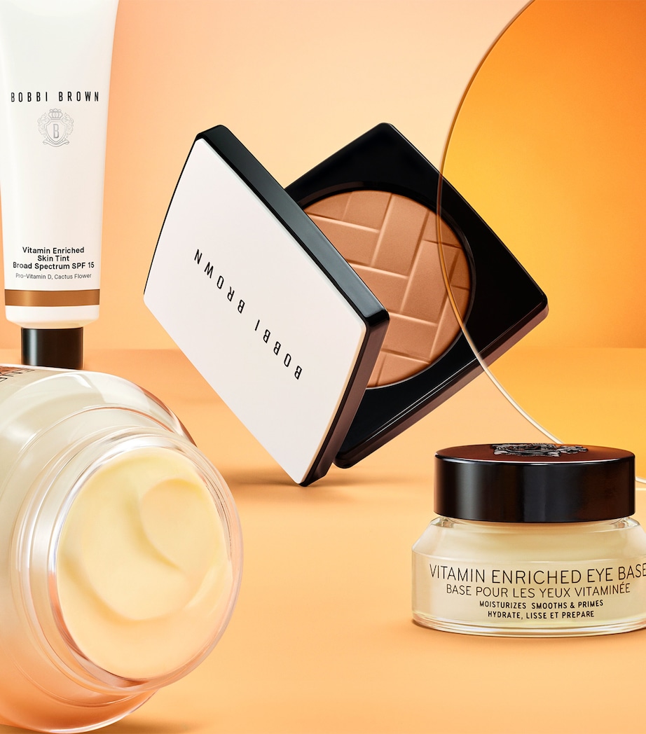 Vitamin Enriched Pressed Powder YELLOW Image 3