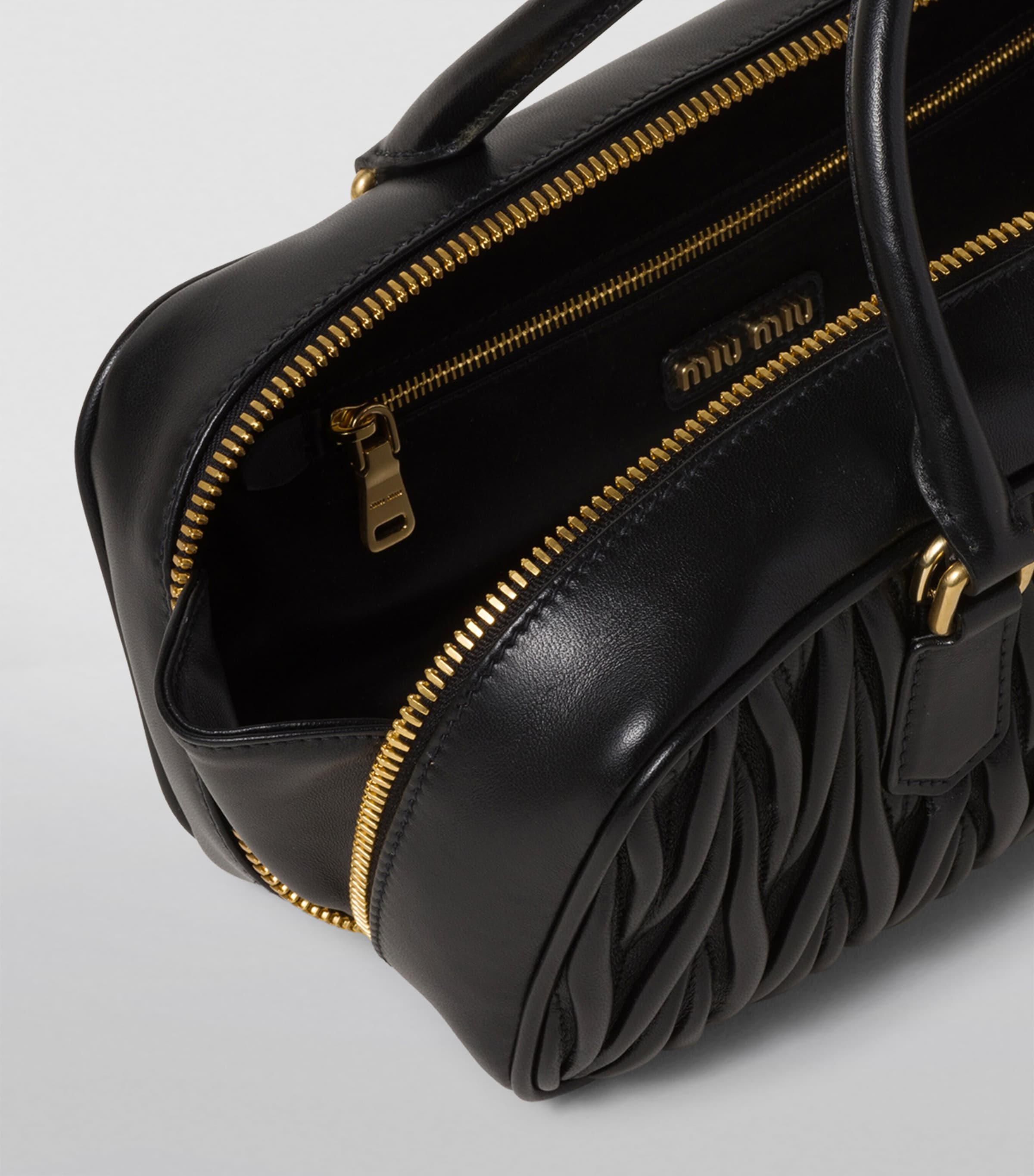 Matelassé Leather Arcadie Top-Handle Bag F0002 Image 5