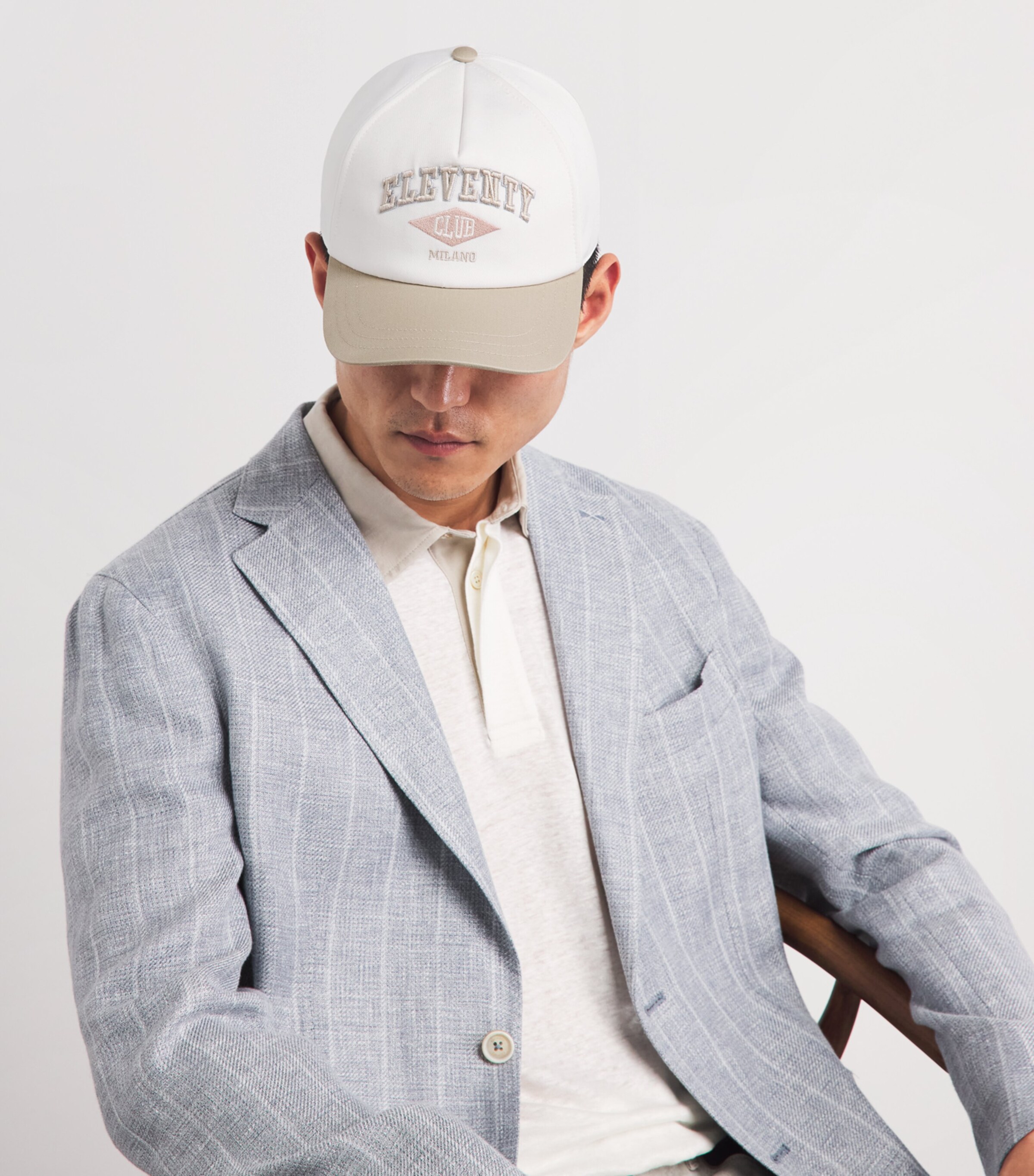Eleventy Embroidered Logo Baseball Cap Bianco E Beige Image 2