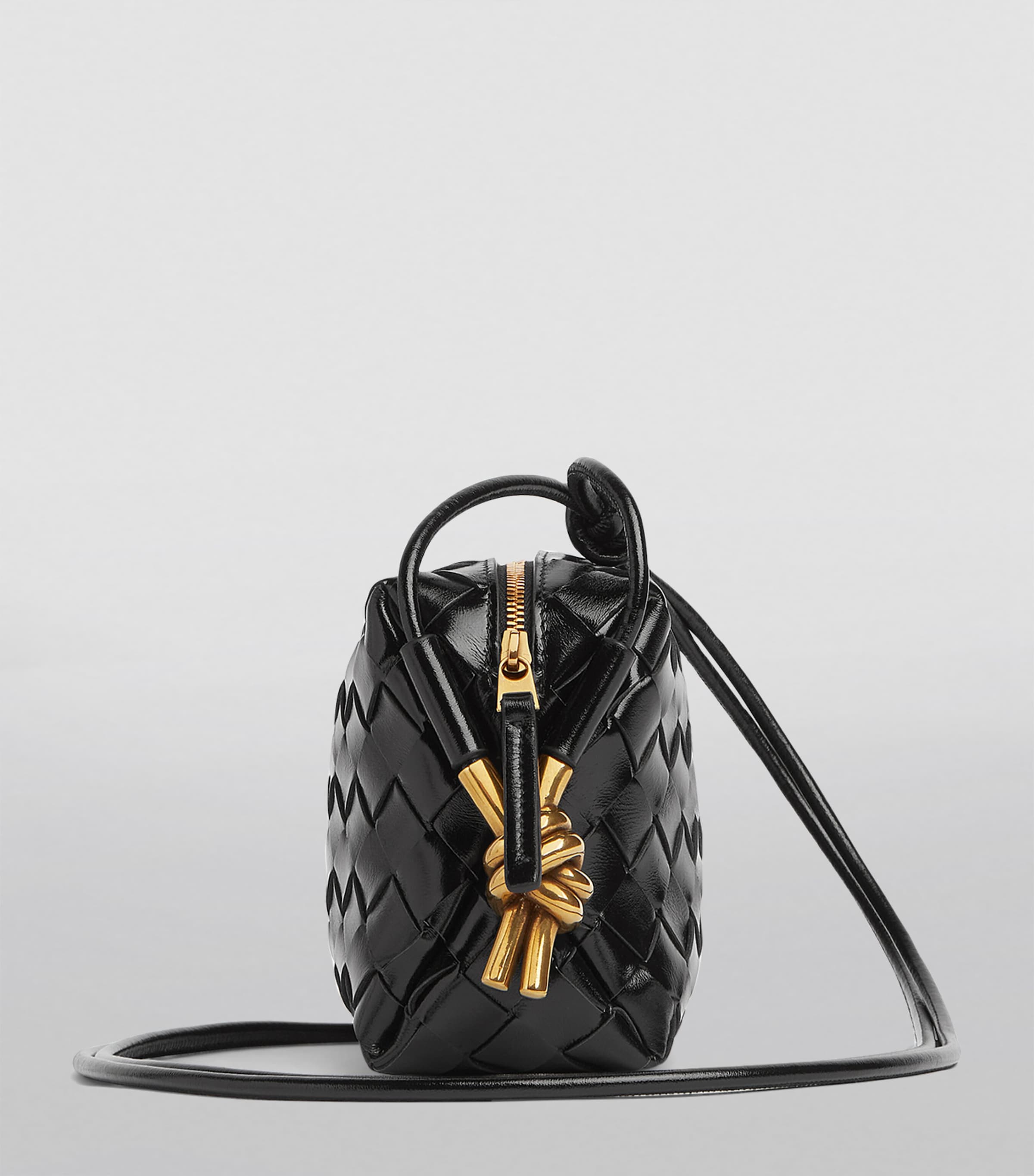 【関税&送料込】Bottega Veneta Camera Bag Mini Intreccio 関税送料込】BOTTEGA VENETA Mini Intrecciato Camera Bag