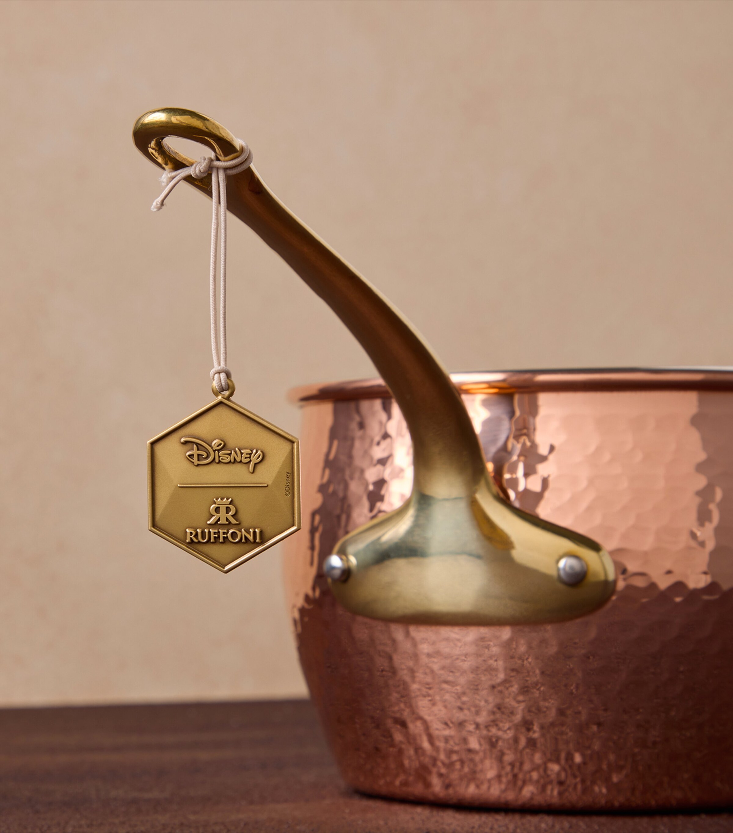 Ruffoni Historia Hammered Copper Disney Pluto Saucepan with Lid (16cm ...
