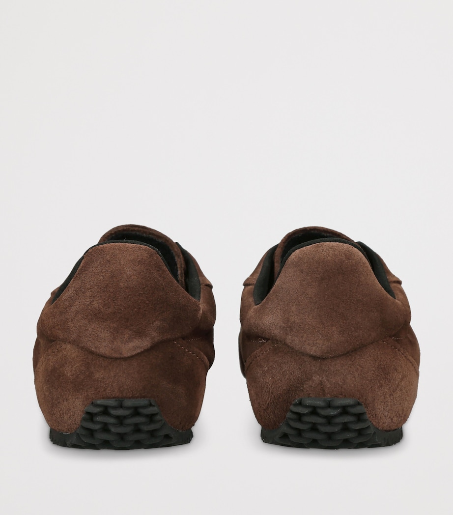 Axel Arigato Suede Daze Runner Sneakers Dark Brown Image 2