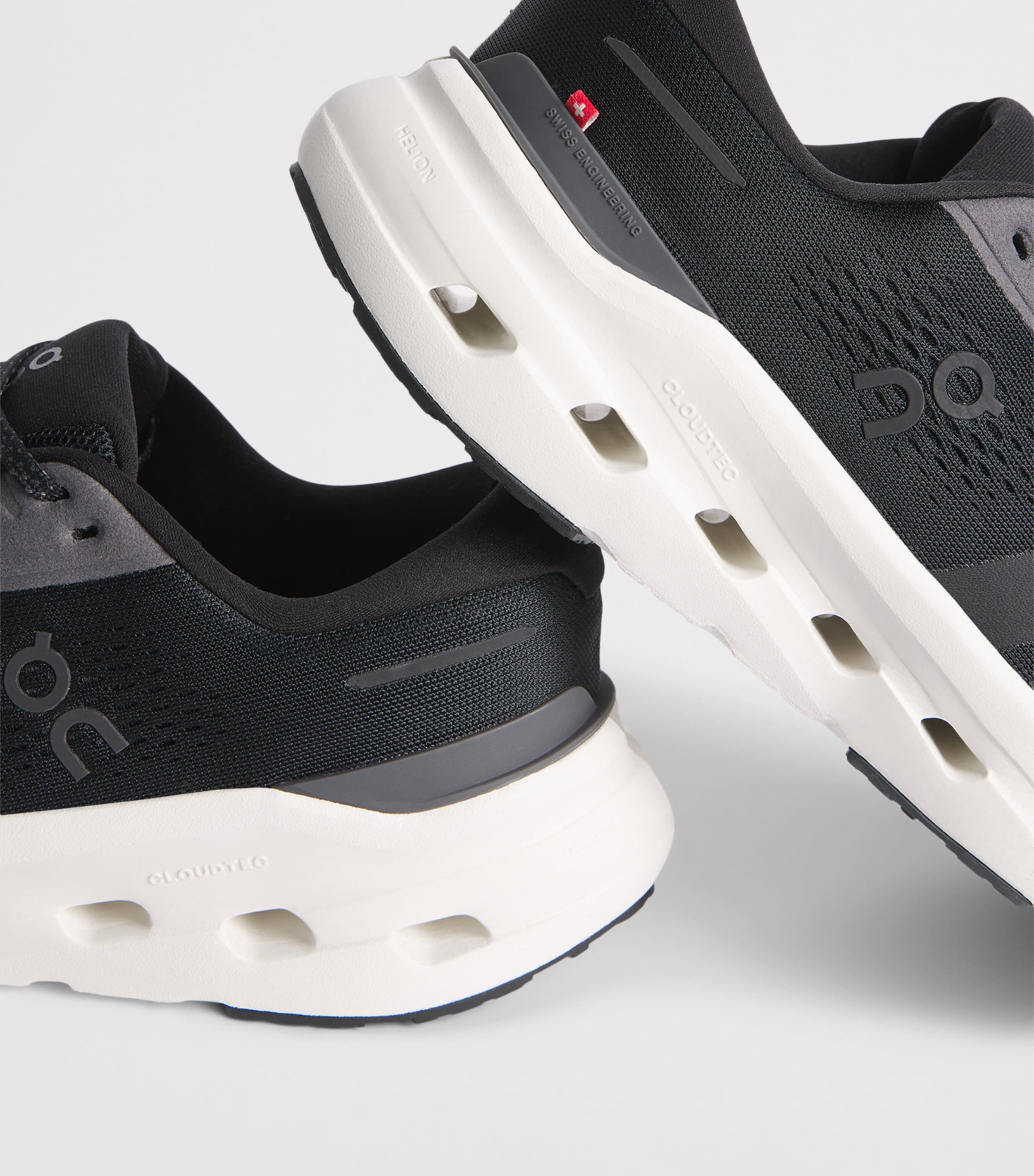 On Mens Cloudrunner 3 Trainers Black | Ivory Image 7