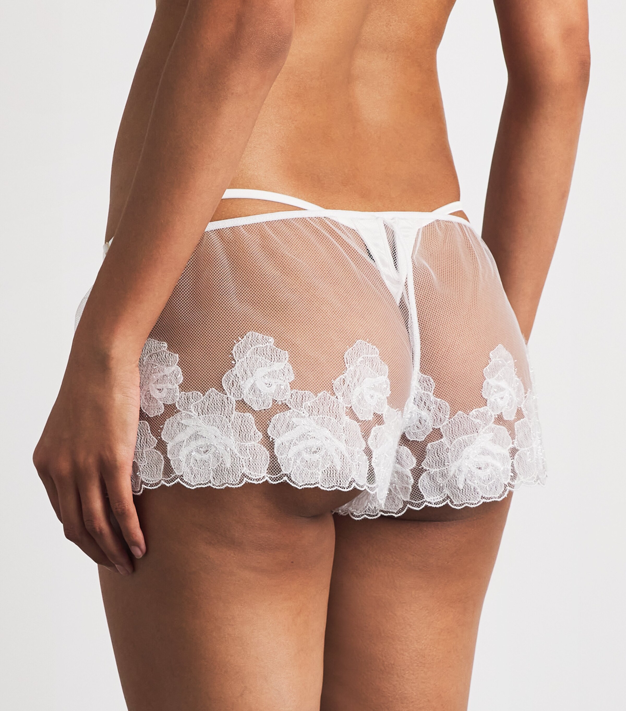 Kiki de Montparnasse Womens Lace Fleurs Veloutées Shorts Ivory Image 3