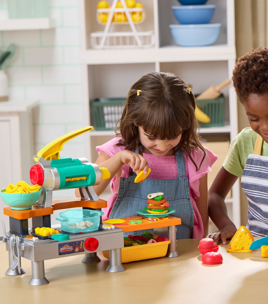 Play Doh Super Sizzlin' Kitchen Playset Image 6