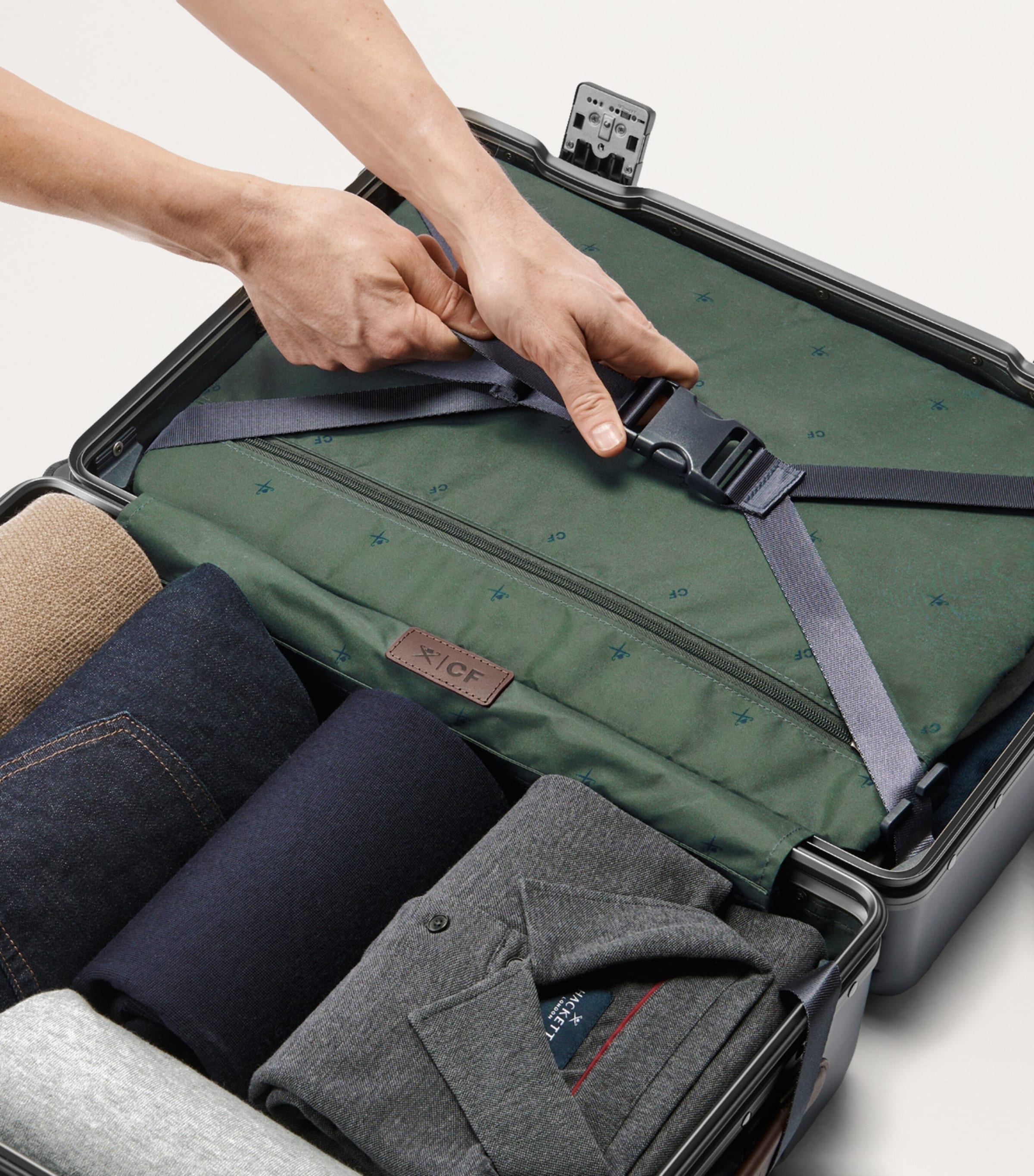 x Hackett Carry-On Suitcase (55cm) NAVY/ CHOCOLATE Image 2