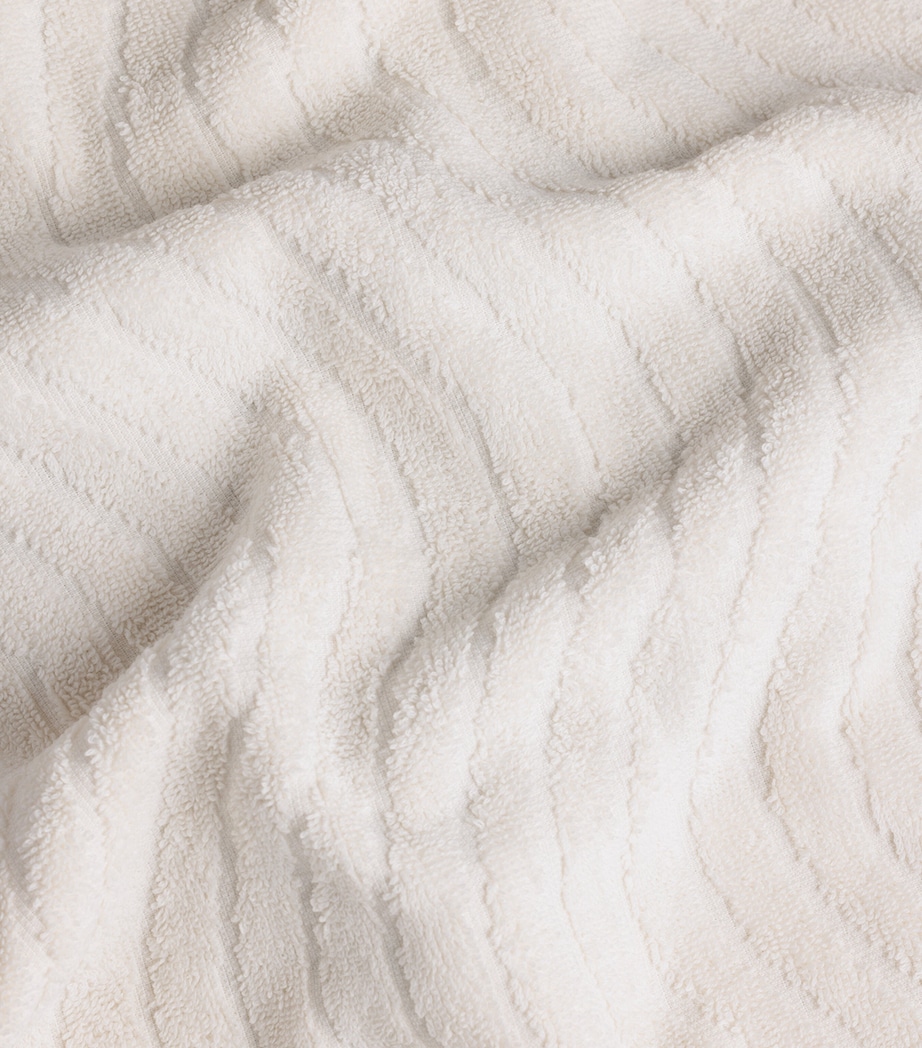 BAINA Organic Cotton Virginia Hand Towel (38cm x 80cm) Ivory Image 4