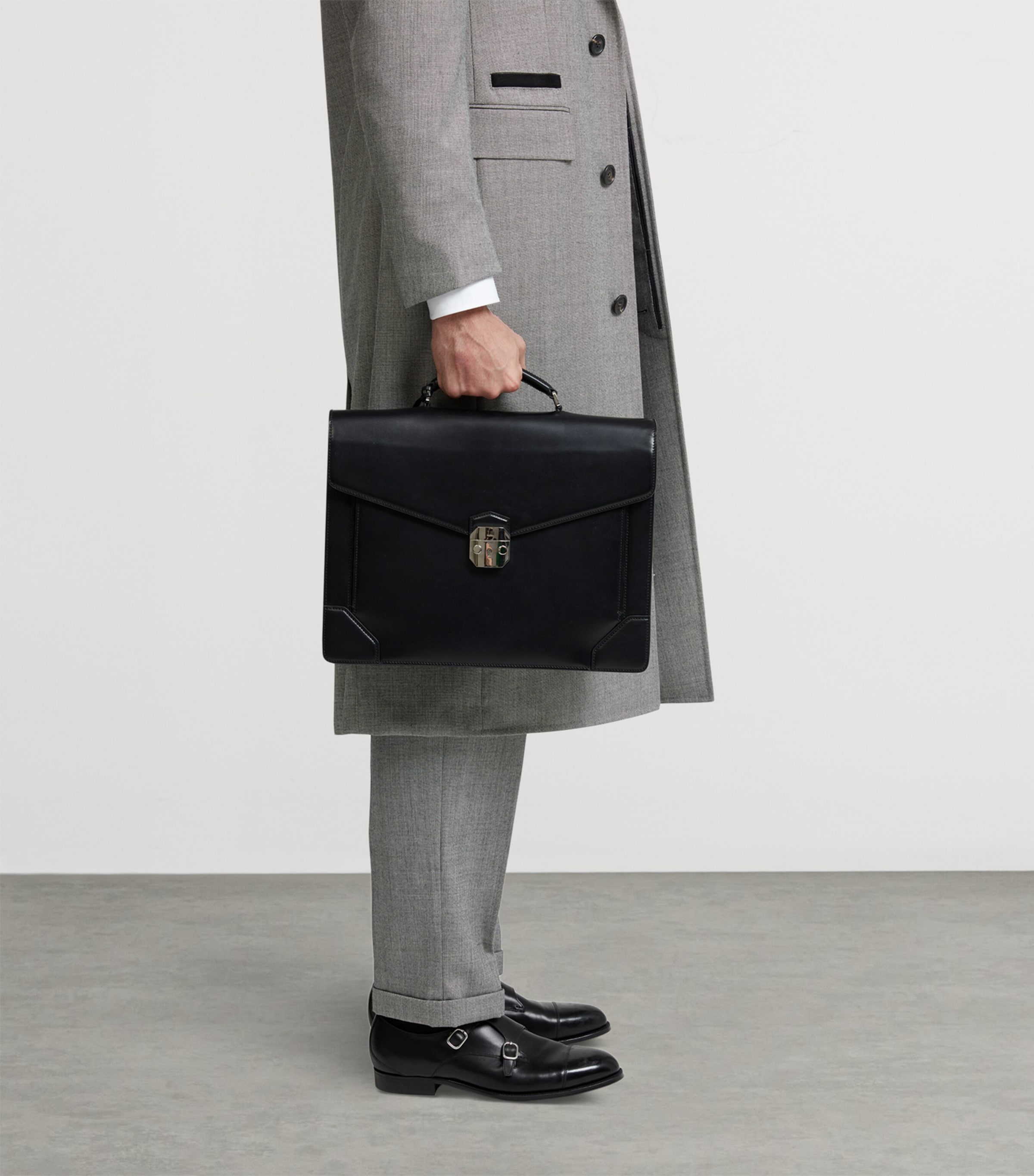 Calfskin Eltham Lock Document Case 001BLACK Image 5