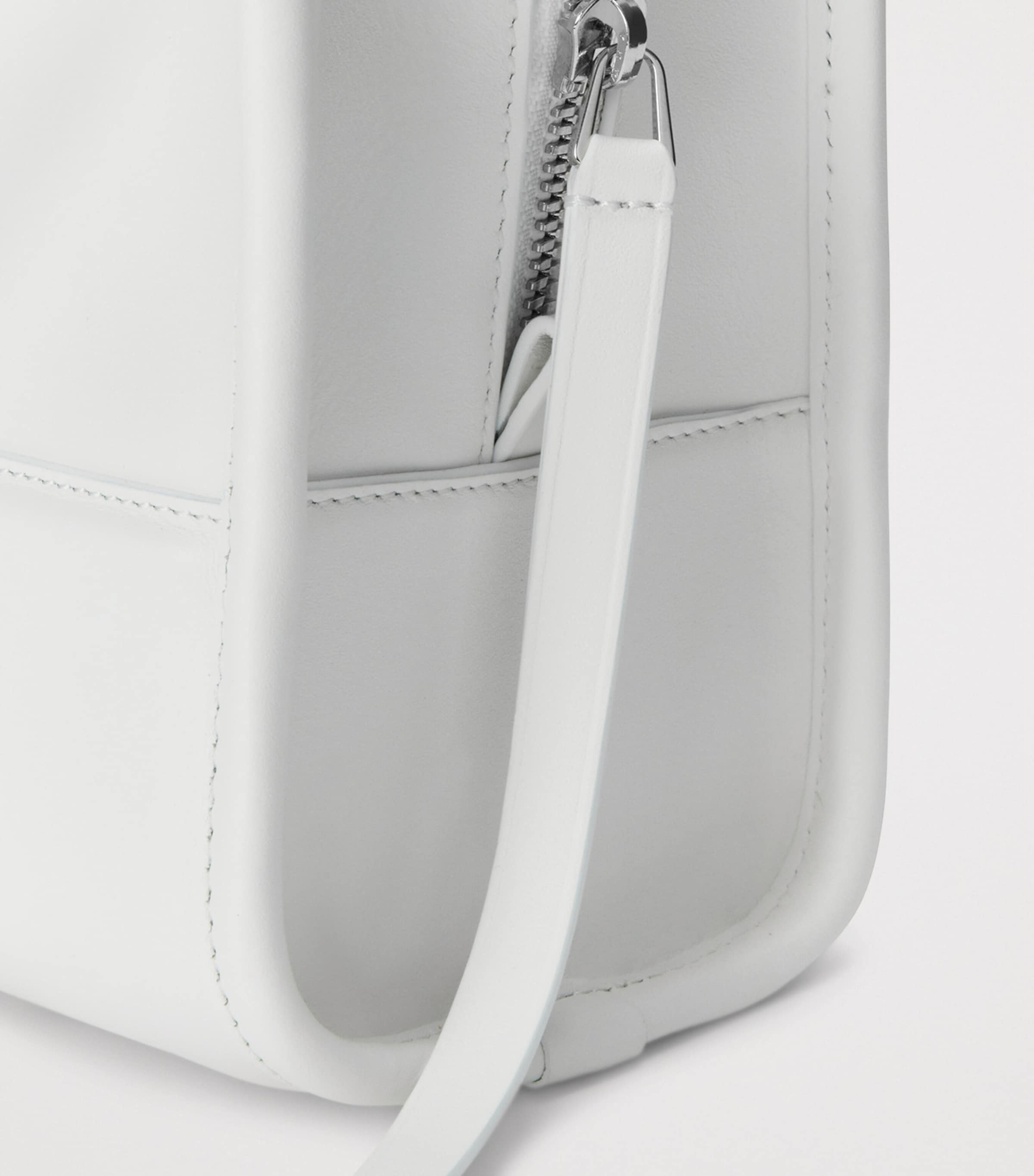 LOEWE Small Leather Amazona 180 Top-Handle Bag White Image 9