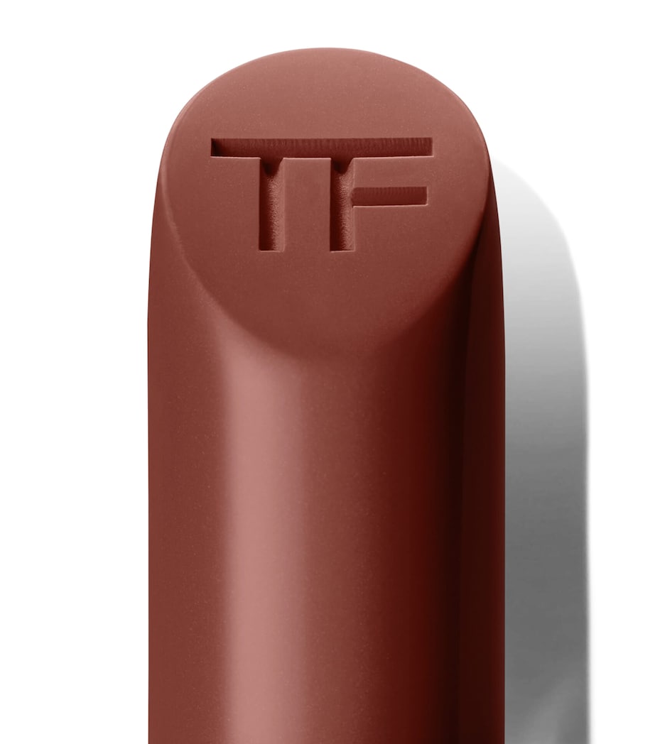 Runway Lip Colour 17 UNDERSTATED Image 3