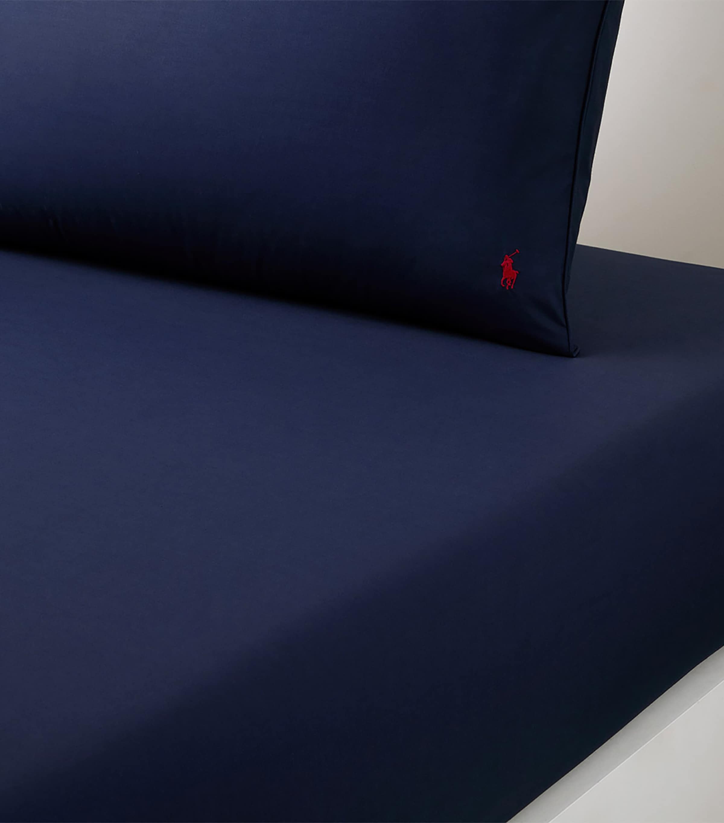 Ralph Lauren Home Cotton Player Double Fitted Sheet (140cm x 200cm) Newport Image 2
