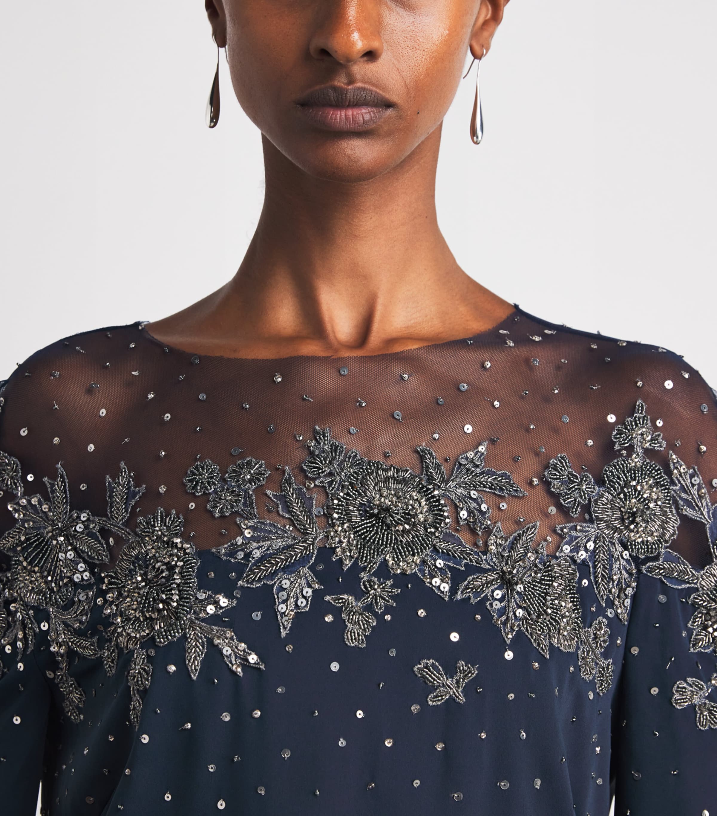 Carolina Herrera Womens Embellished Cape Gown Midnight Image 3
