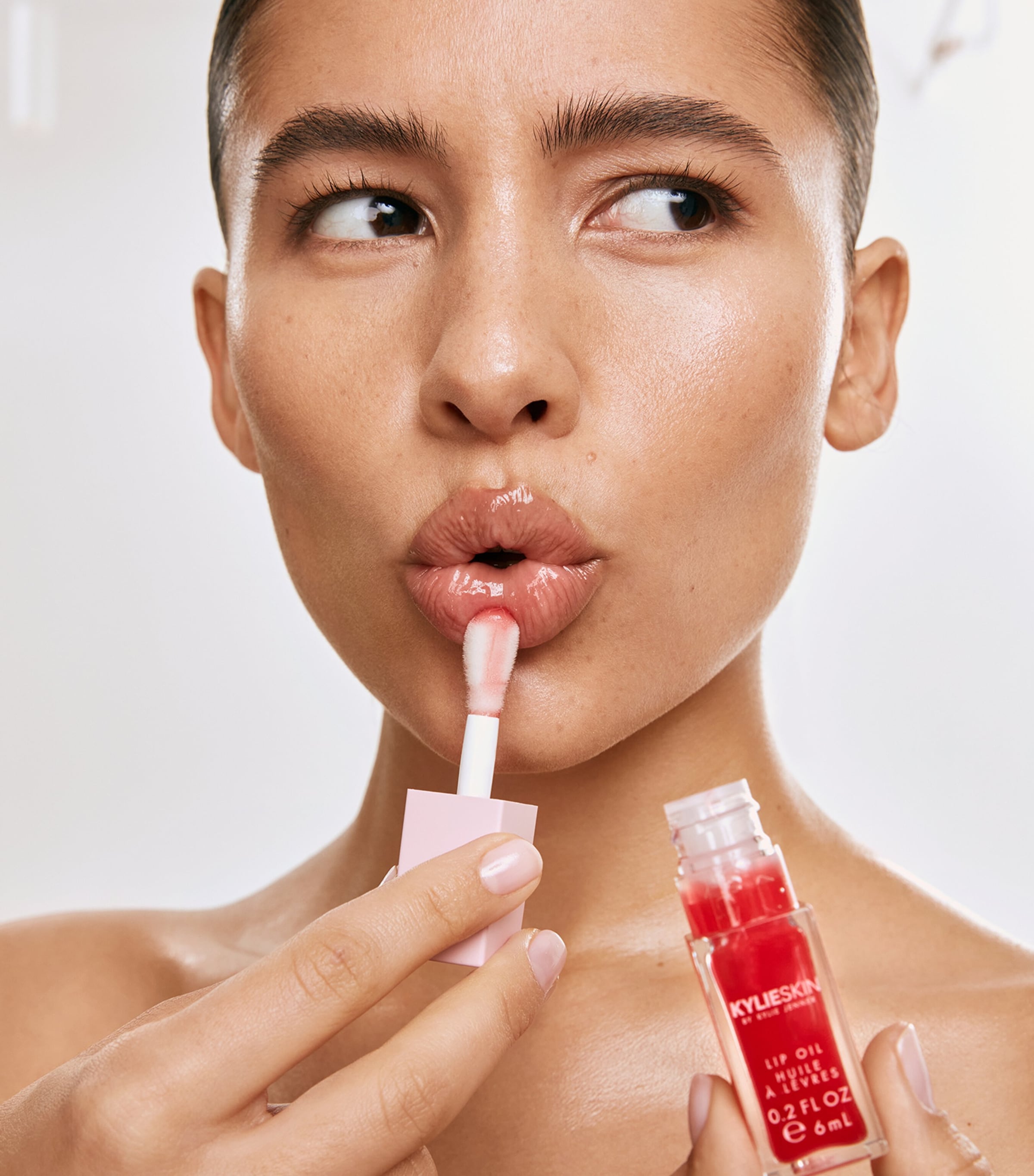 Lip Oil POMEGRANT Image 3