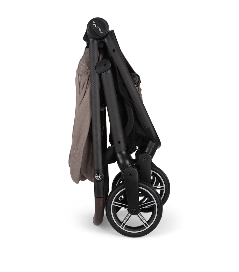 Nuna x BMW SWIV Pushchair Umber Image 3
