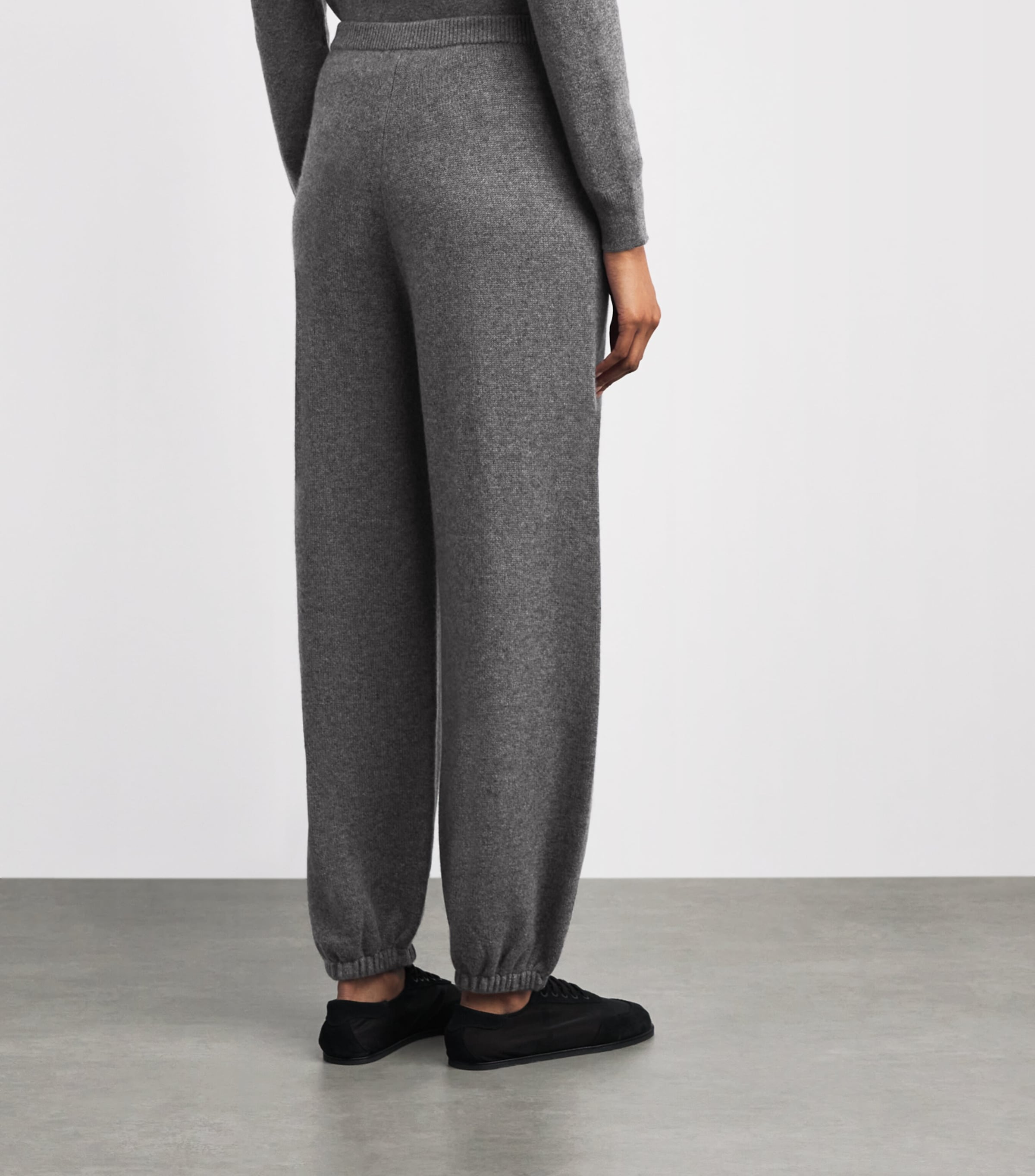 Cashmere Cuffed Sweatpants QIP-LIGHT CHARCOAL Image 4