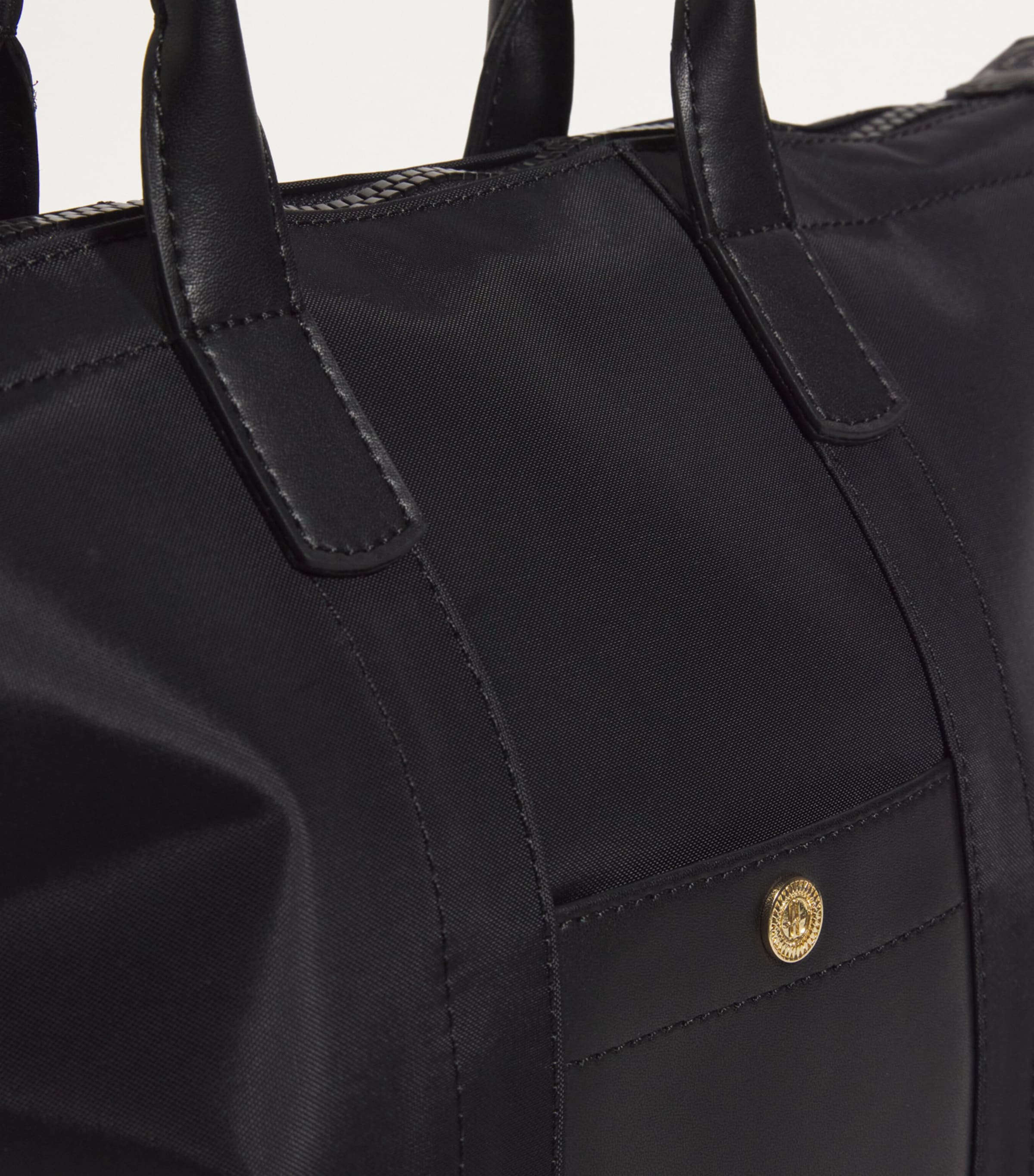 Grab Nylon Tote Bag BLACK Image 4