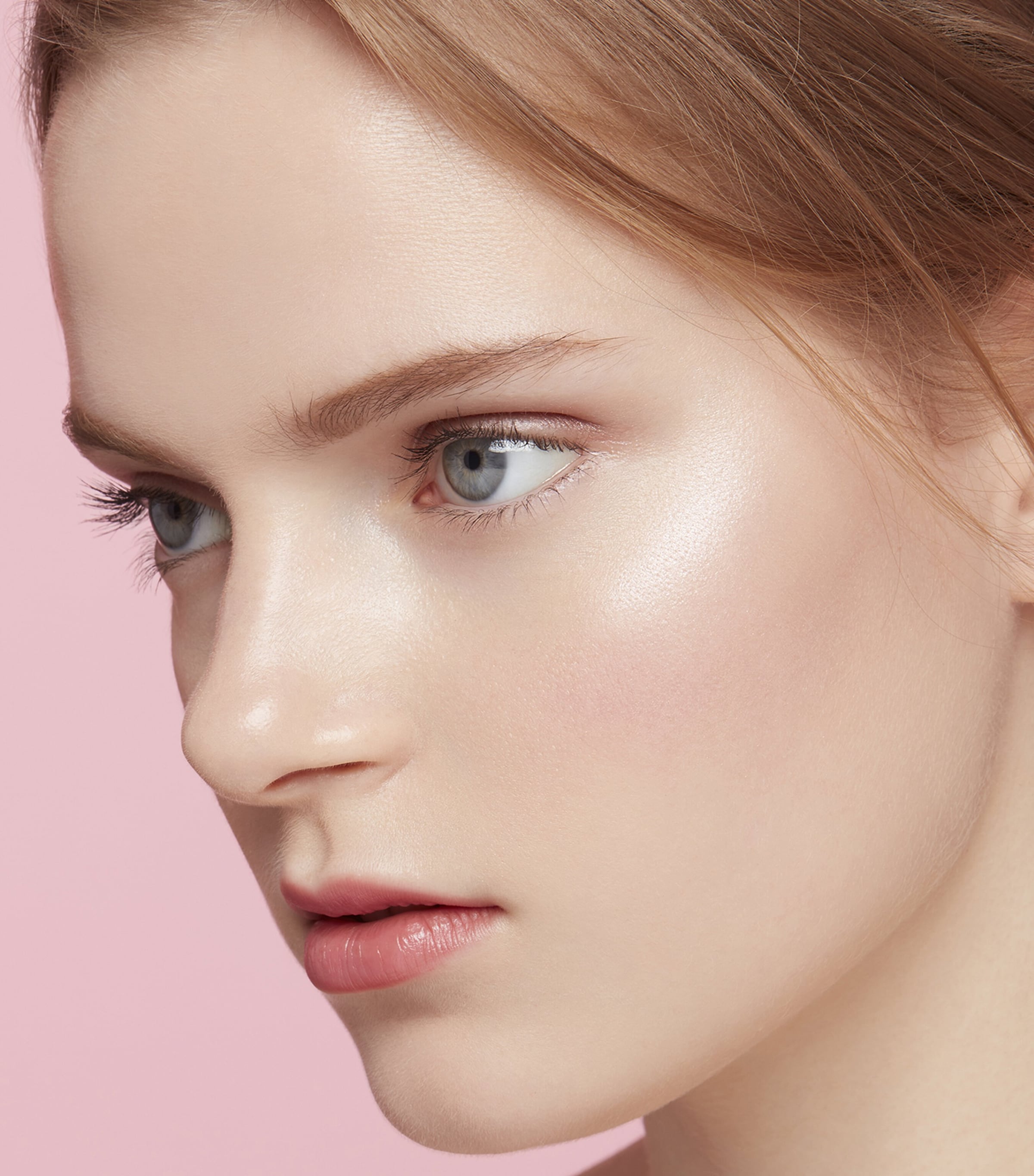 The Luminizing Face Enhancer 201 TWILIGHT'S GLOW Image 4