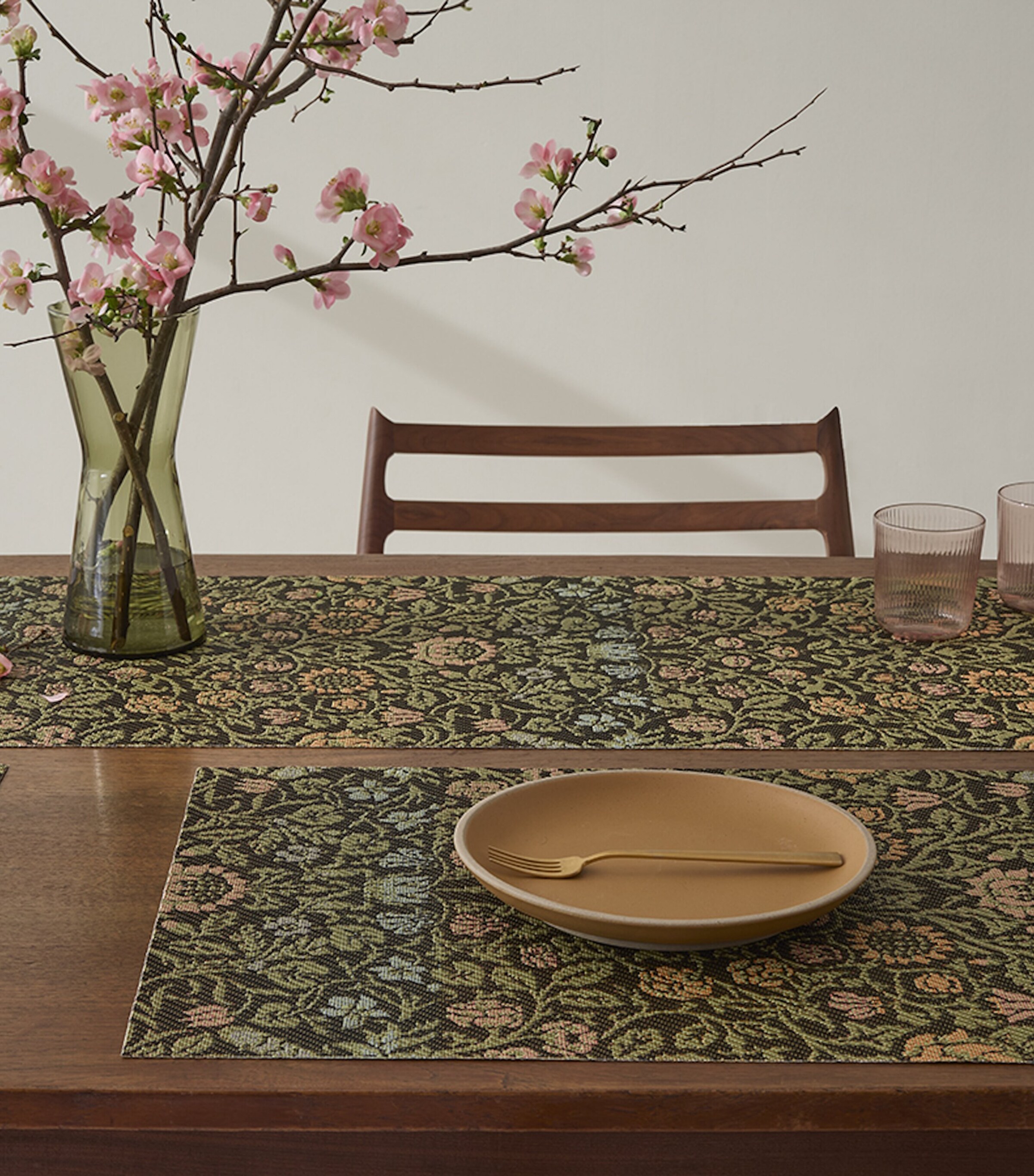 Morris Rectangular Placemat (48cm x 36cm) DARK MULTI Image 3