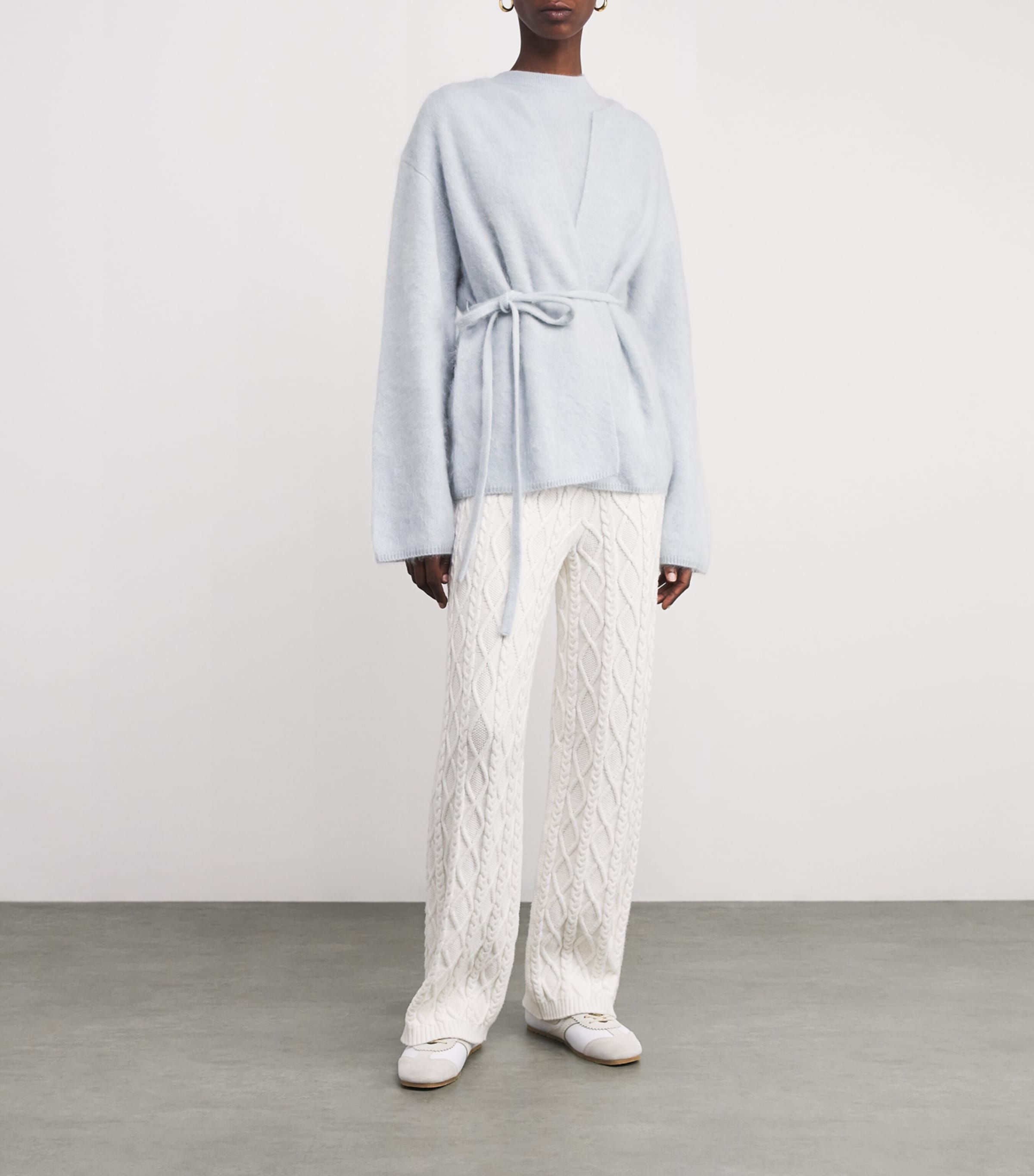 Brushed Cashmere Short-Sleeve Sweater LIGHT BLUE Image 2