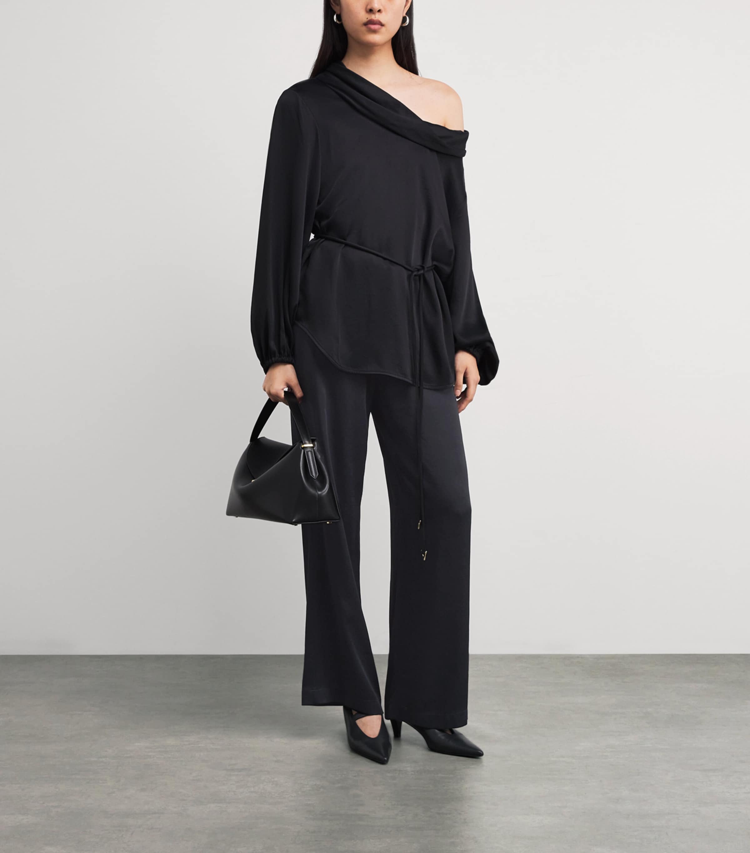 Satin Vincent Wide-Leg Trousers 001 BLACK Image 2