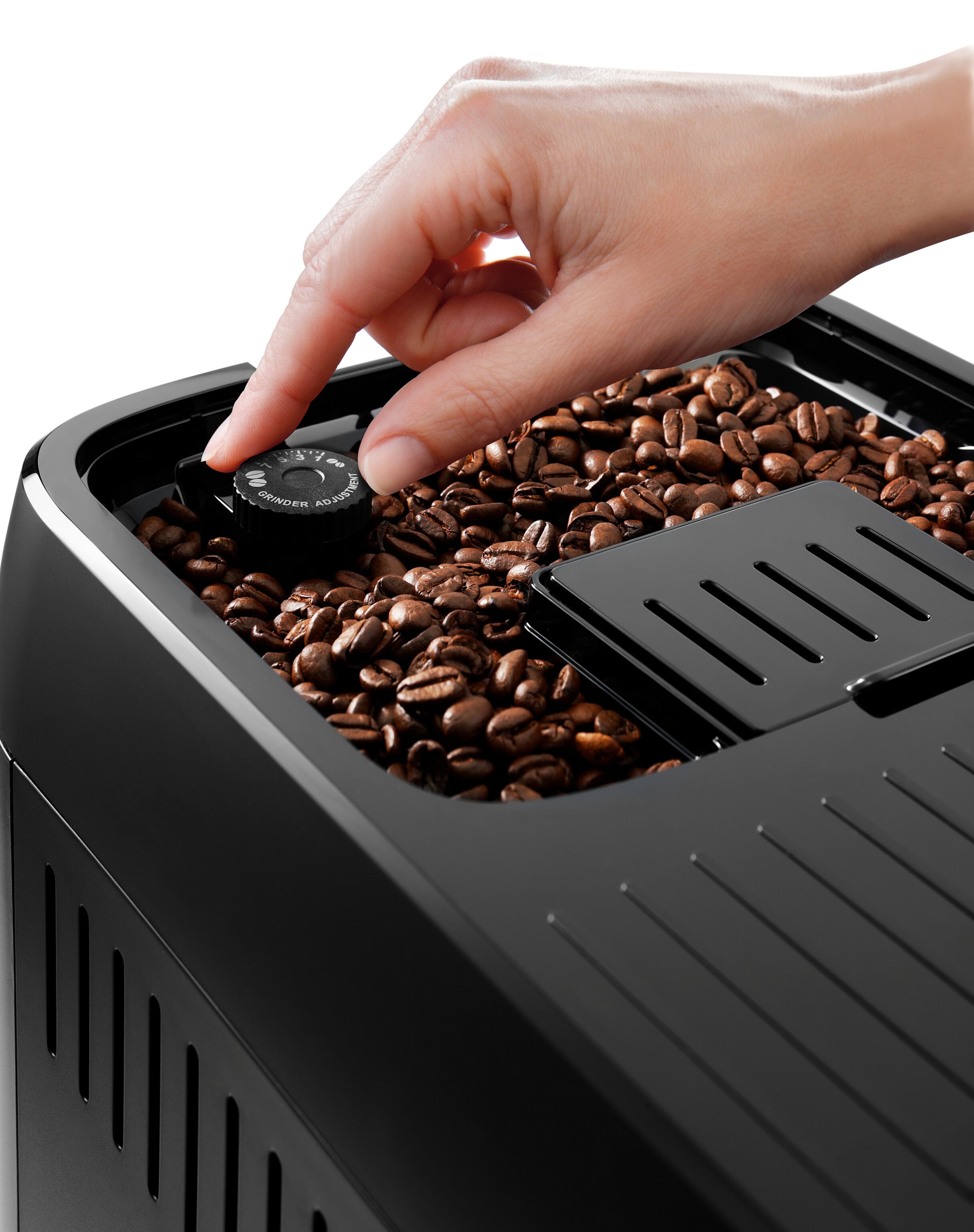 Magnifica Plus Coffee Machine BLACK Image 3