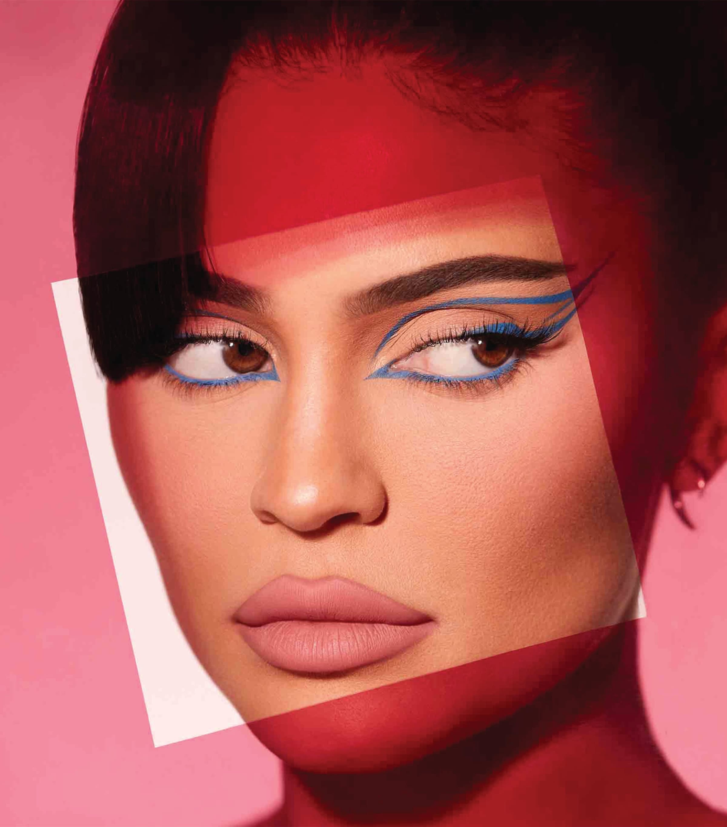 Kylighter Illuminating Powder 020 ICE ME OUT Image 5