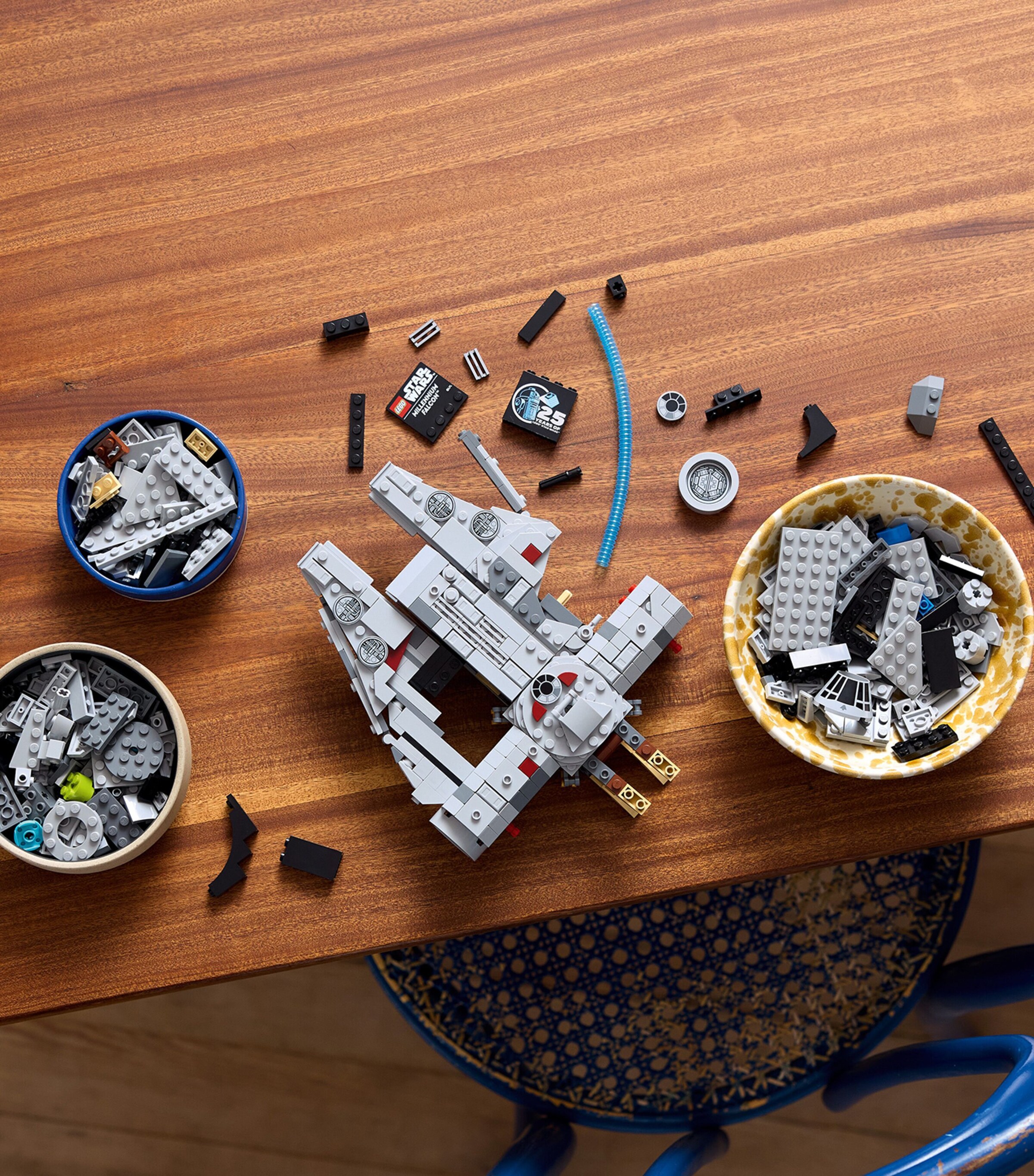 Lego Star Wars Millennium Falcon Model Set 75375 Image 5