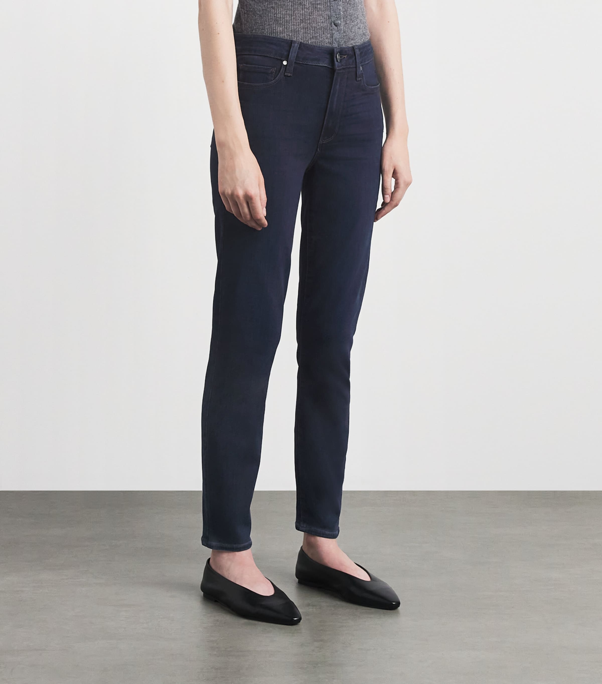 PAIGE Womens Hoxton Slim Jeans Mona Image 4