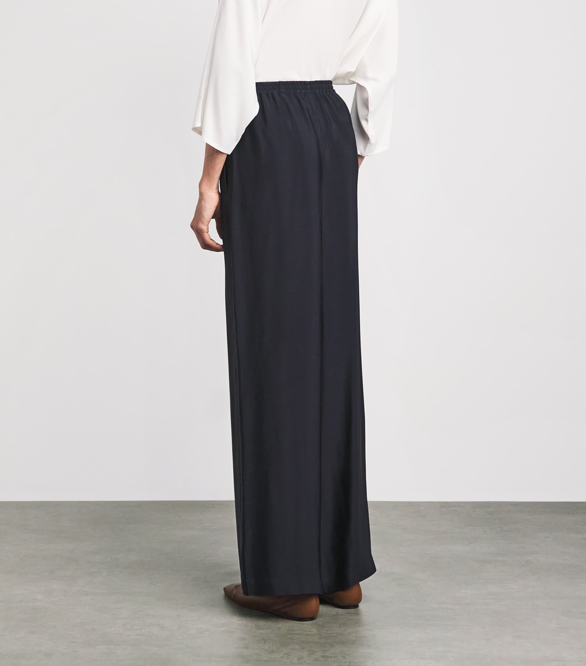 Eskandar Womens Silk Flared Trousers Midnight Image 5