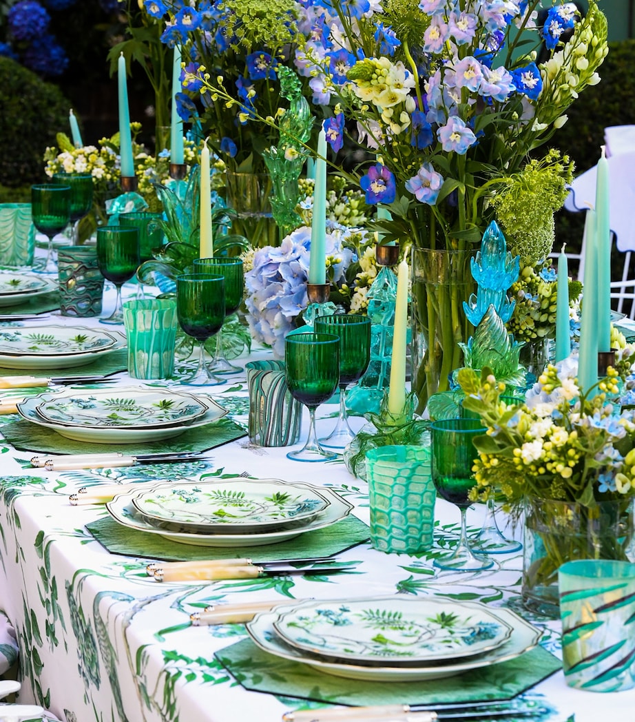 Set of 2 Secret Garden Dessert Plates (22cm) KELLY GREEN Image 4