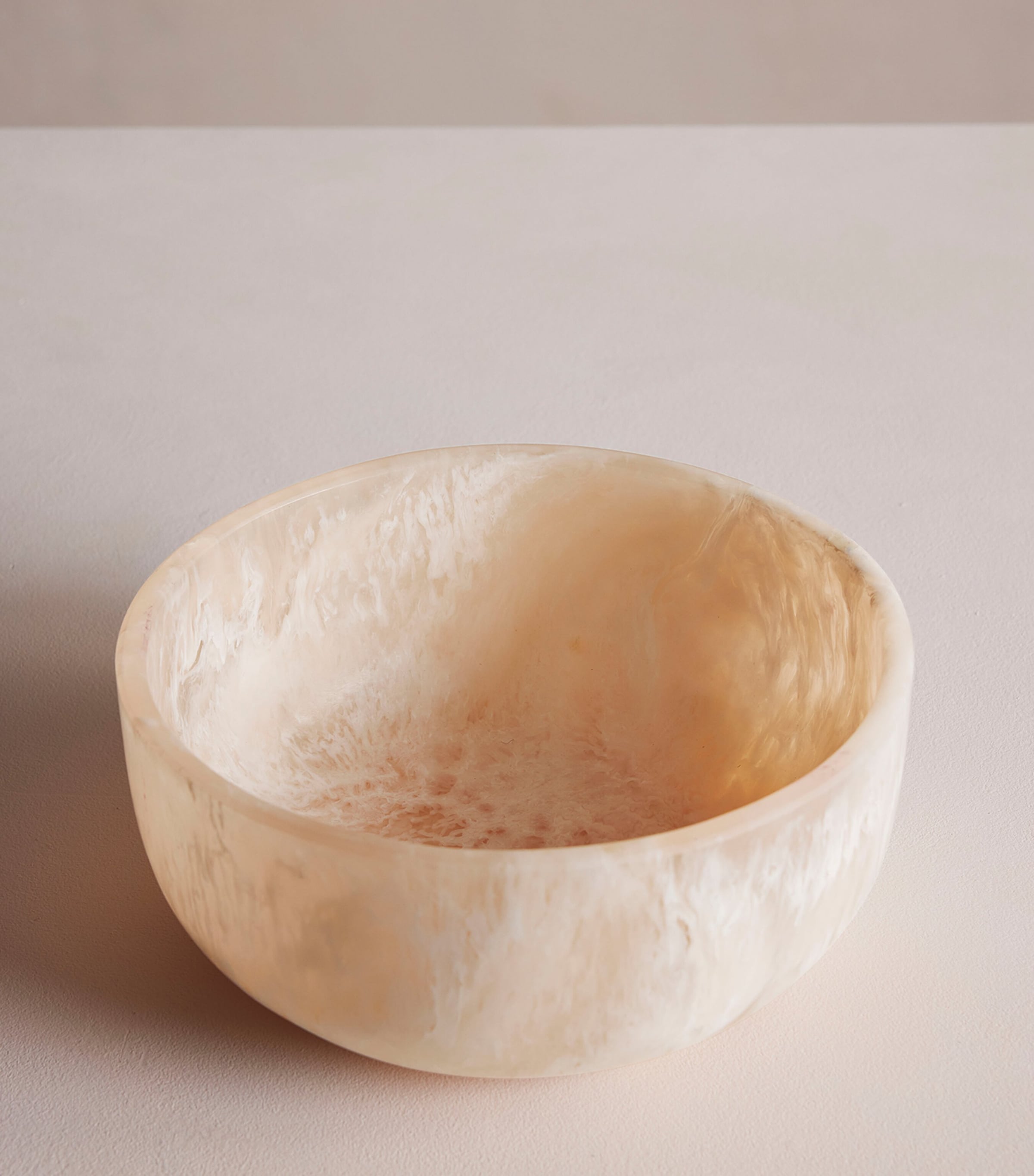 Soho Home Resin Miller Salad Bowl (26cm) Beige Image 2
