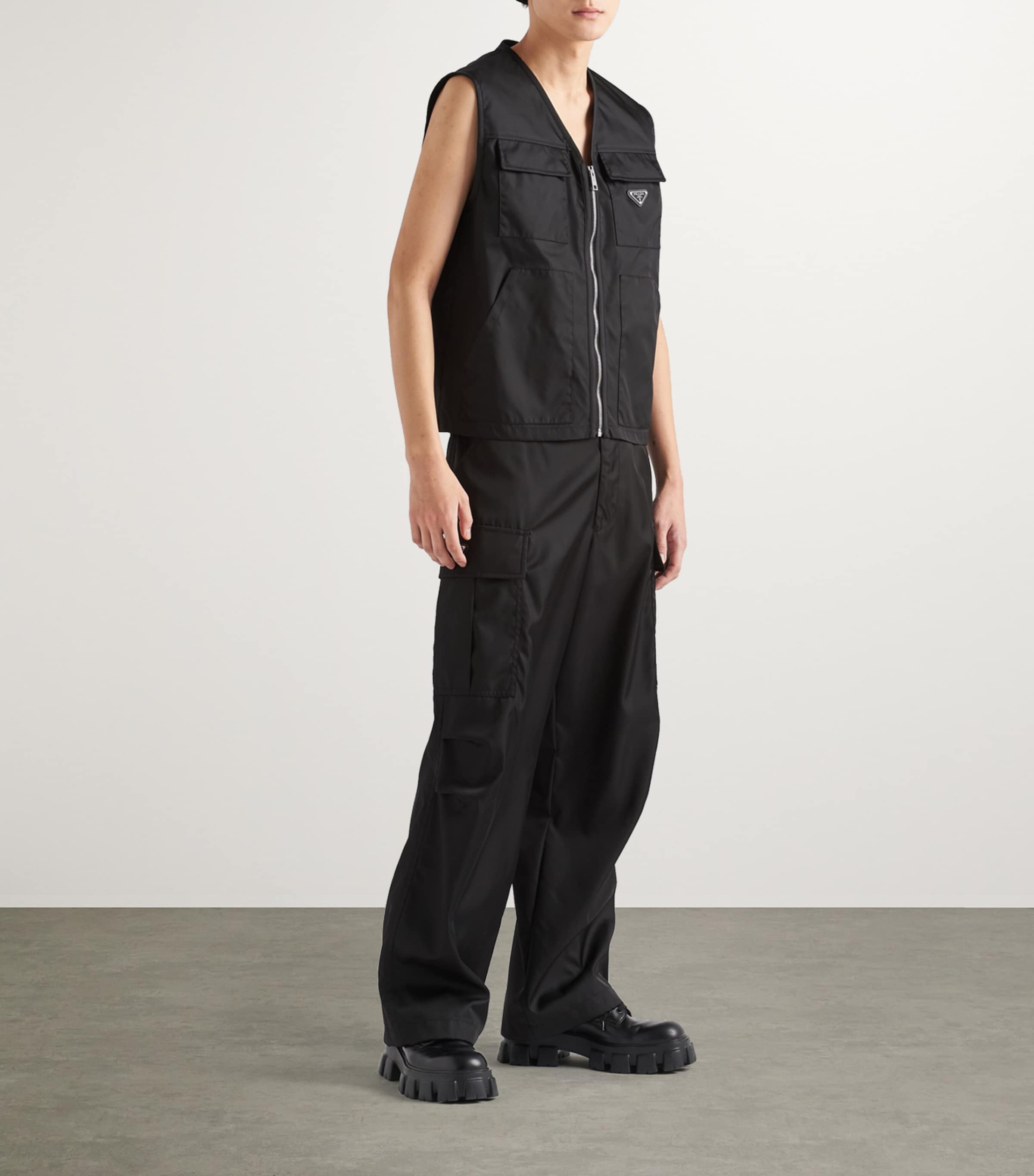 Re-Nylon Triangle Gilet F0002 Image 2