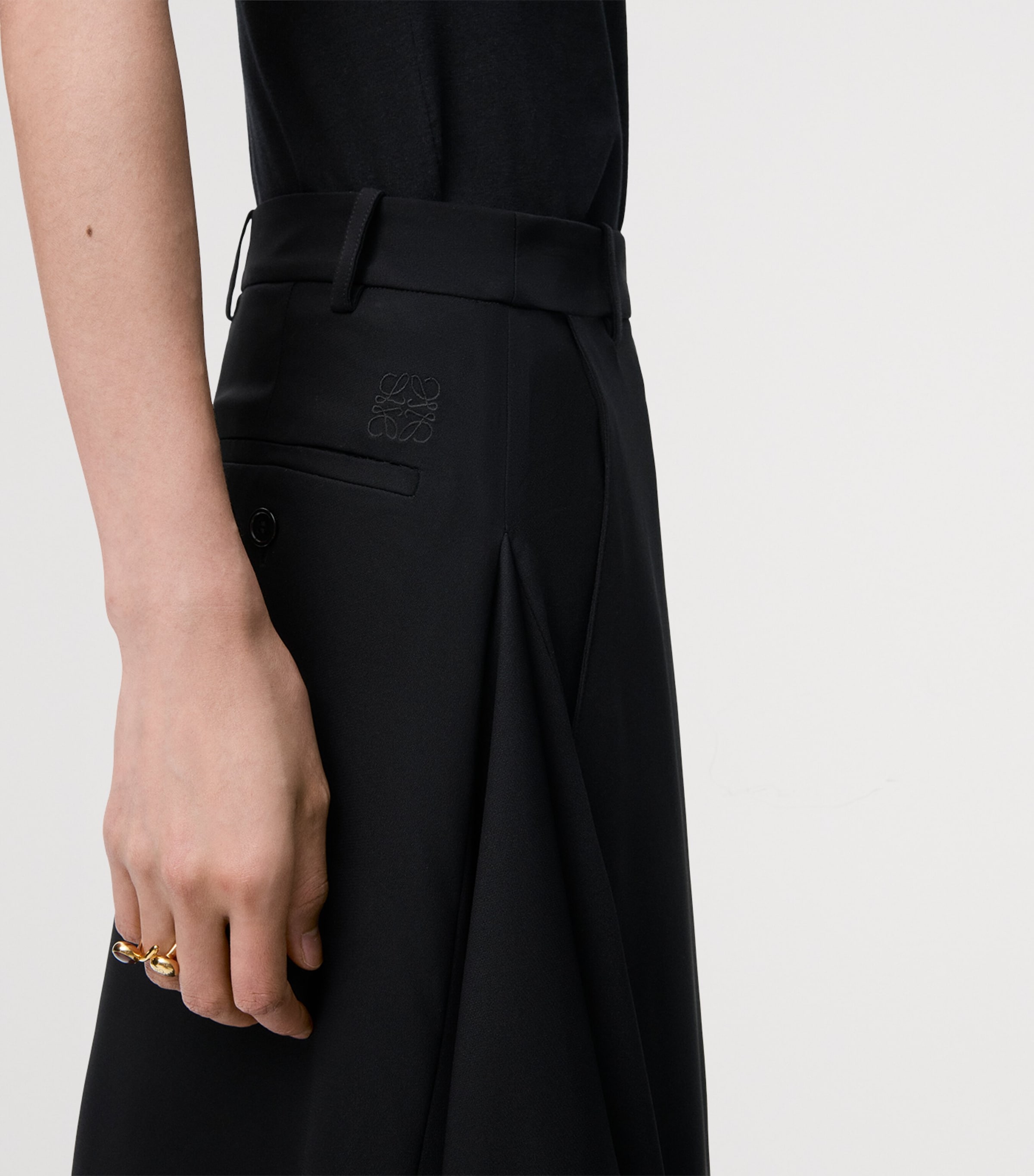 Leather-Trim Side-Pleat Midi Skirt BLACK Image 5