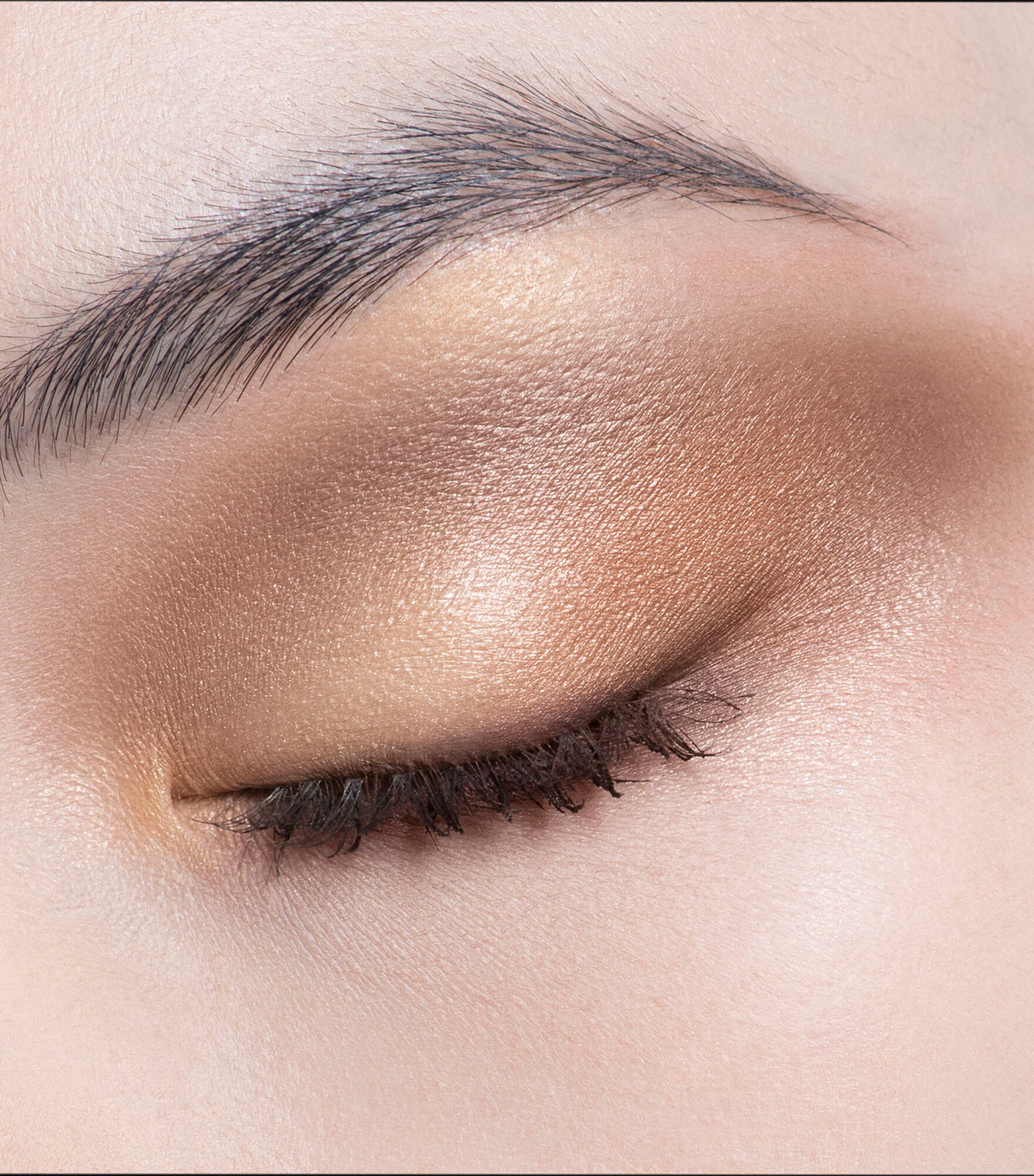 DIOR Diorshow 5 Couleurs Eyeshadow Palette Image 2