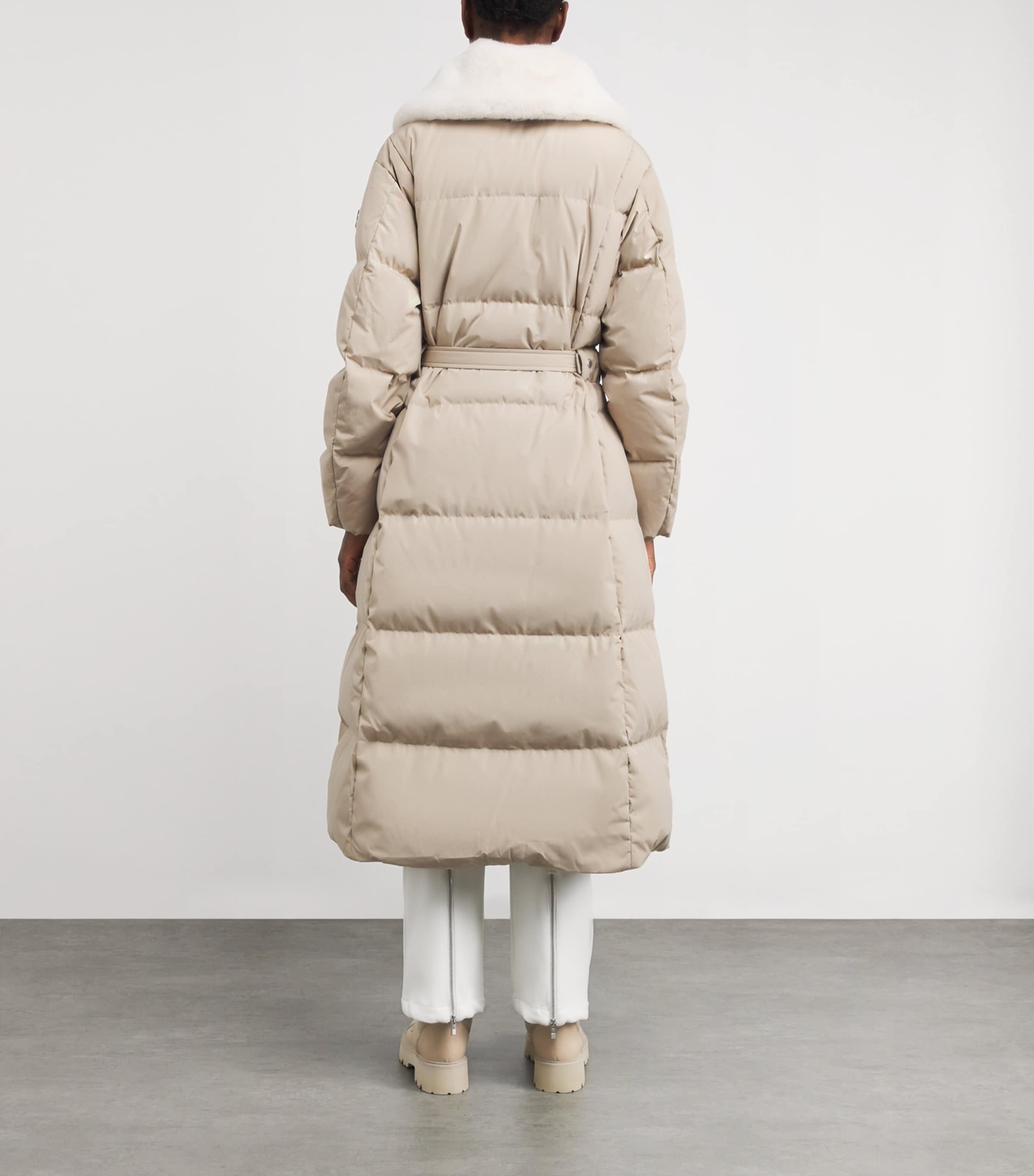 Water-Repellent Vlavi Down Coat 1020LATTE Image 4