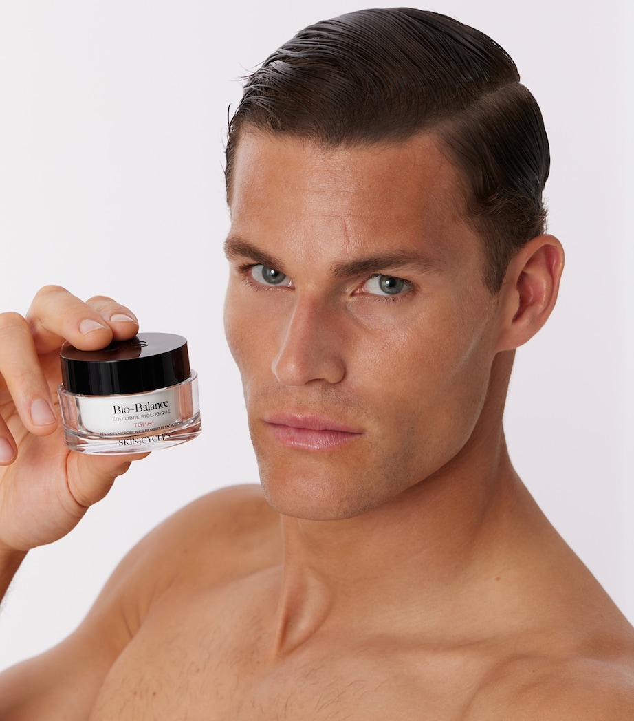 Bio-Balance Moisturiser (50ml) NO COLOUR Image 3